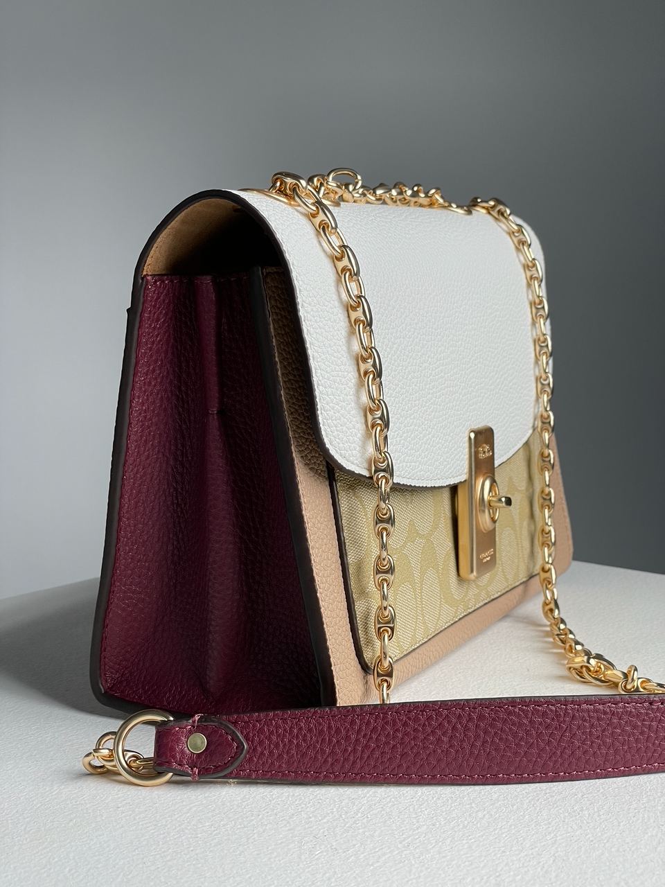 Coach Lane Shoulder Bag In Colorblock Signature Canvas - 17