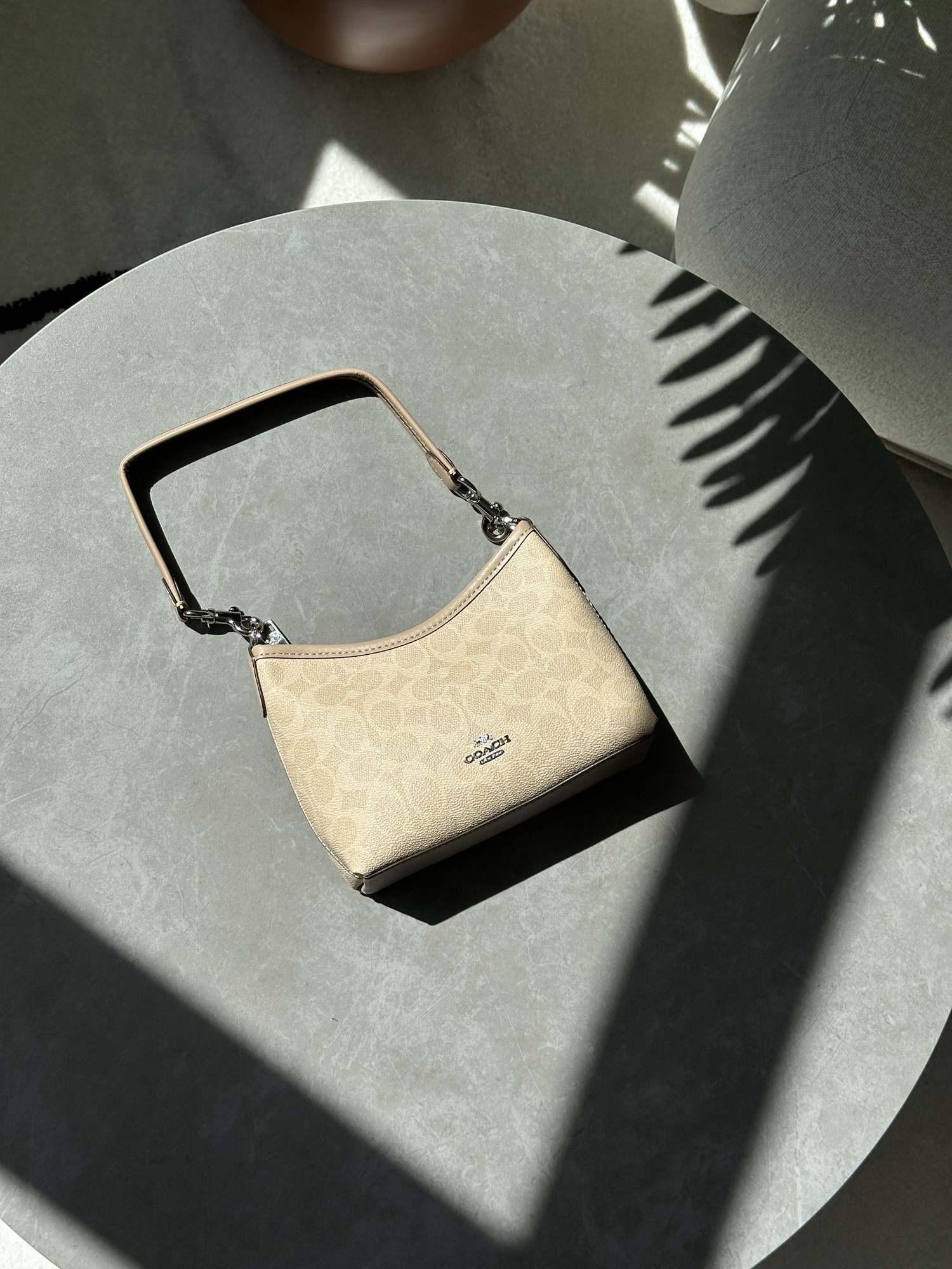 Coach Laurel Small Shoulder Bag In Signature Canvas - 15