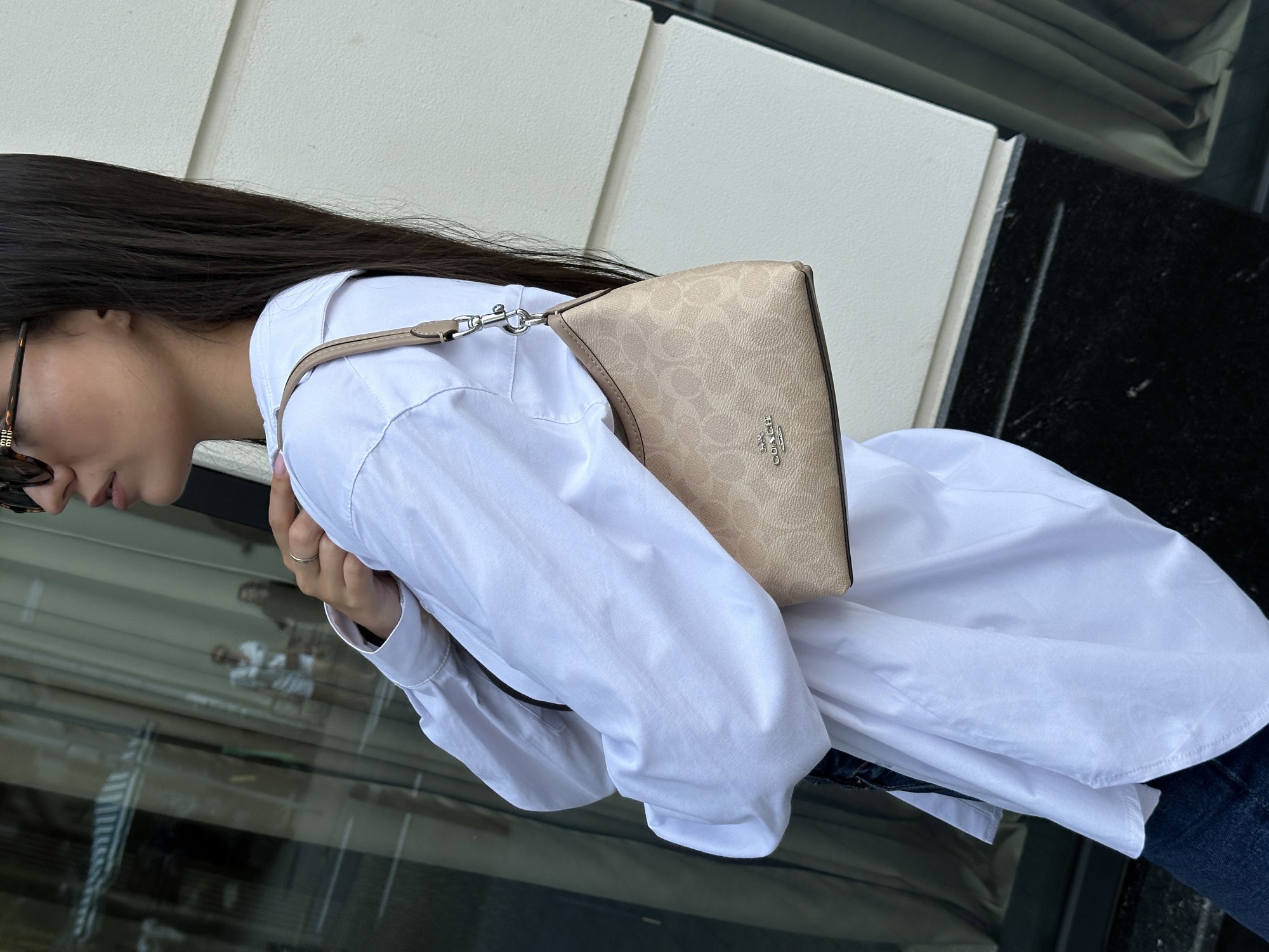 Coach Laurel Small Shoulder Bag In Signature Canvas - 9