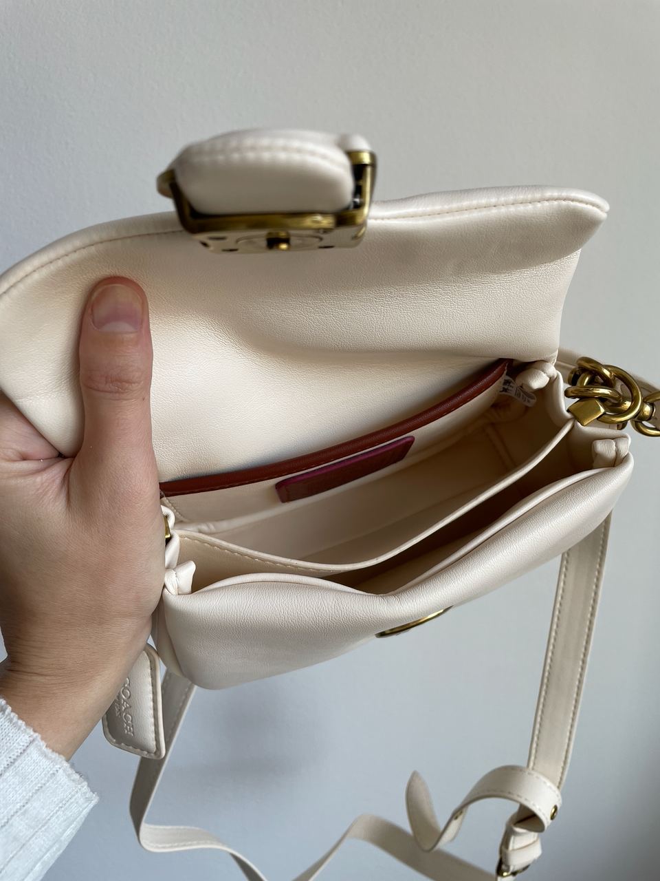 Coach Leather Covered C Closure Puffy Tabby Shoulder Bag Cream - 31