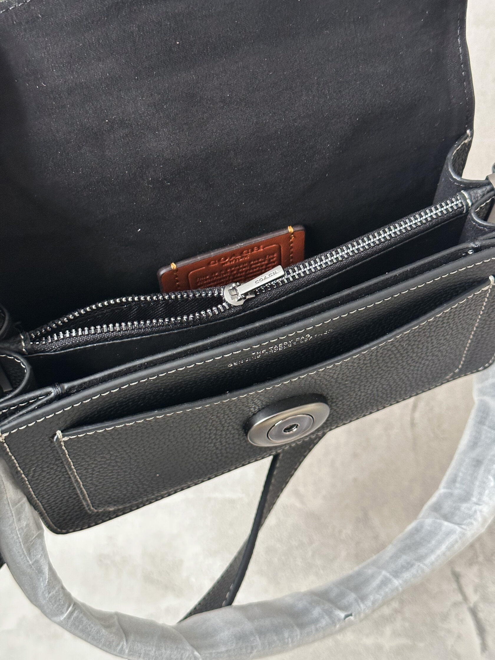 Coach Madison Shoulder Bag 20 Black - 7