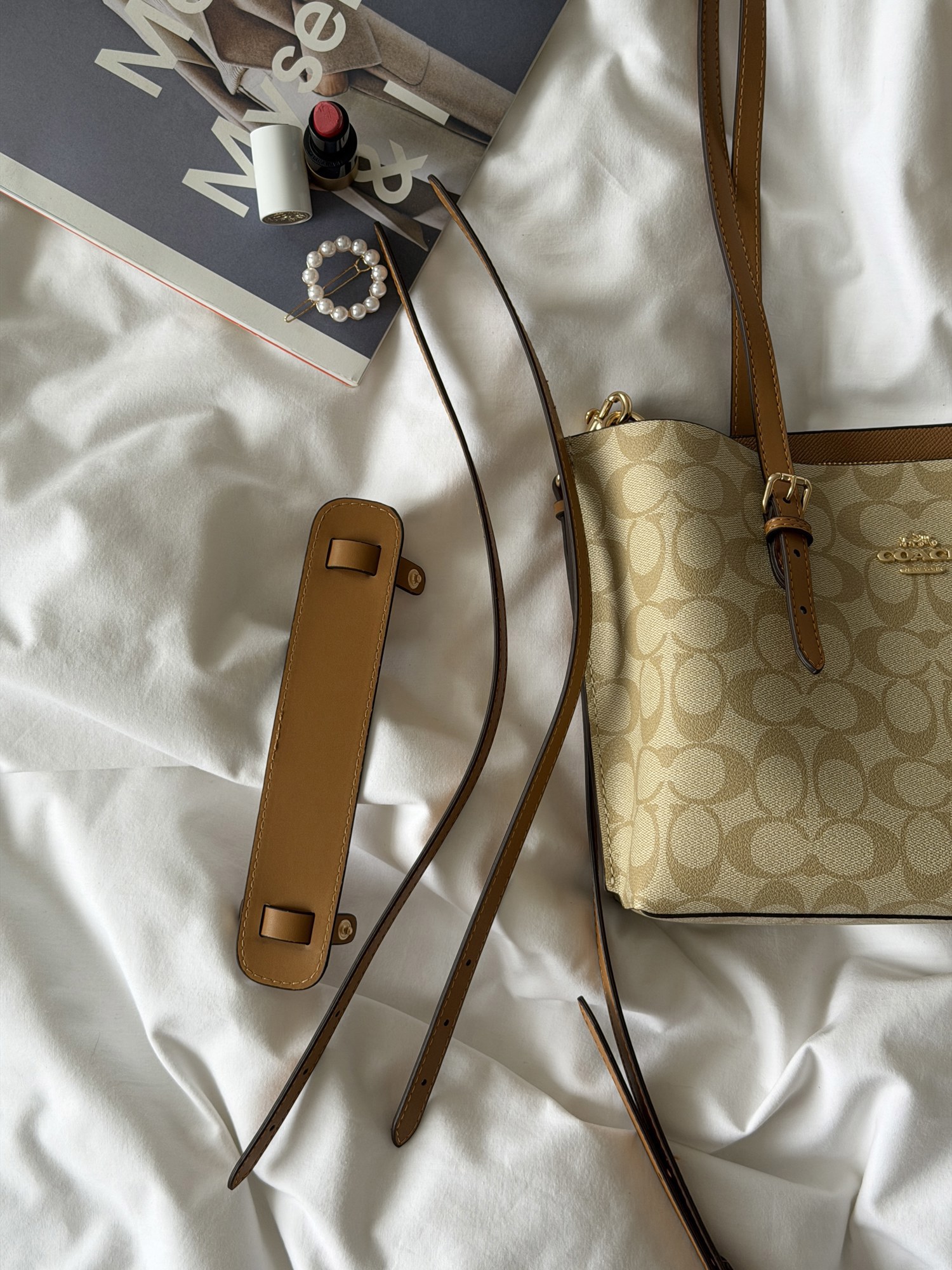 Coach Mollie Tote Bag 25 In Signature Canvas Beige/Brown - 5