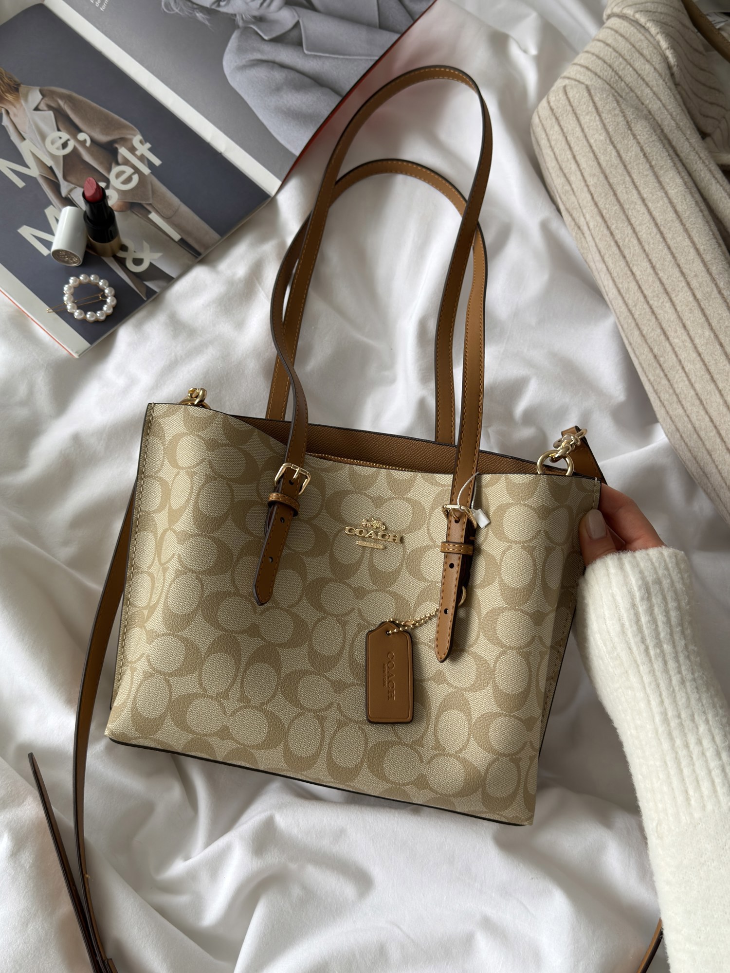 Coach Mollie Tote Bag 25 In Signature Canvas Beige/Brown - 3