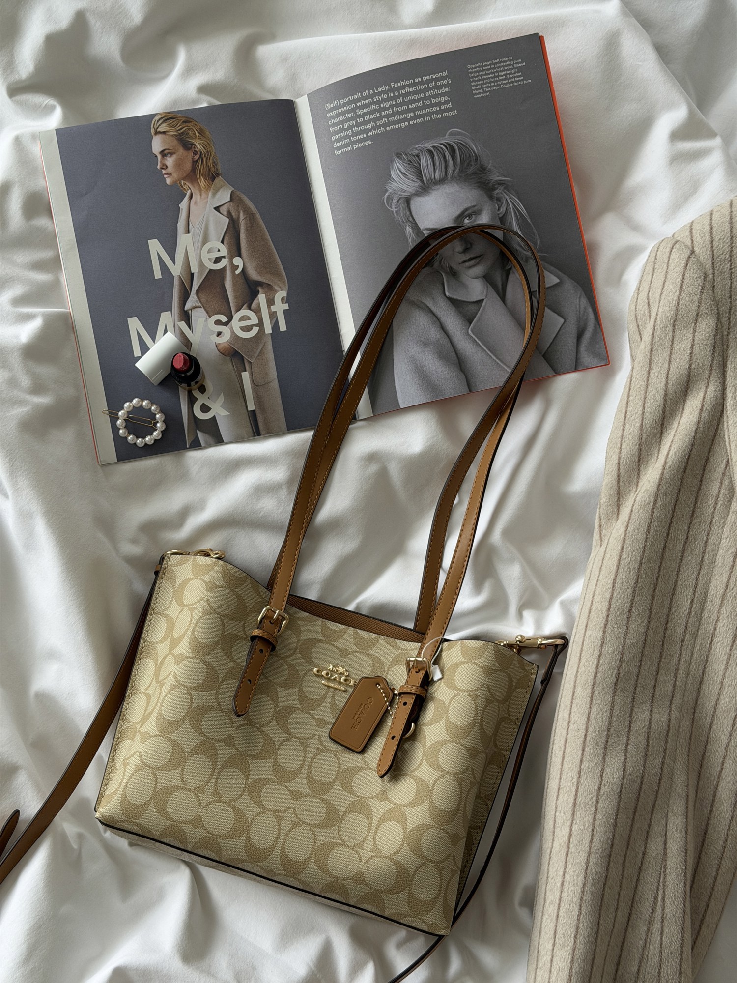Coach Mollie Tote Bag 25 In Signature Canvas Beige/Brown - 2