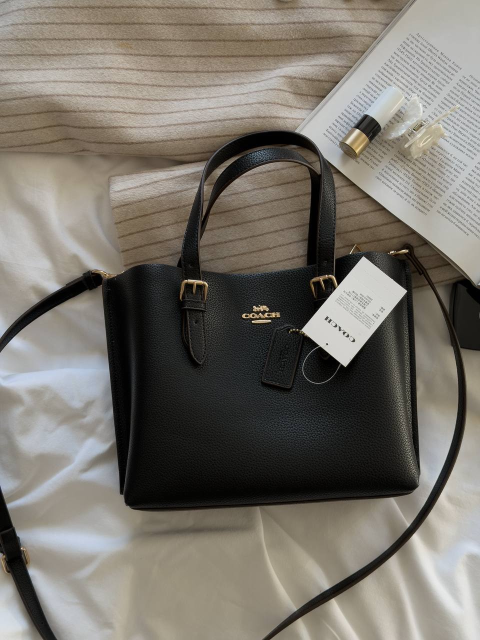 Coach Mollie Tote Bag In Signature Canvas Black - 3