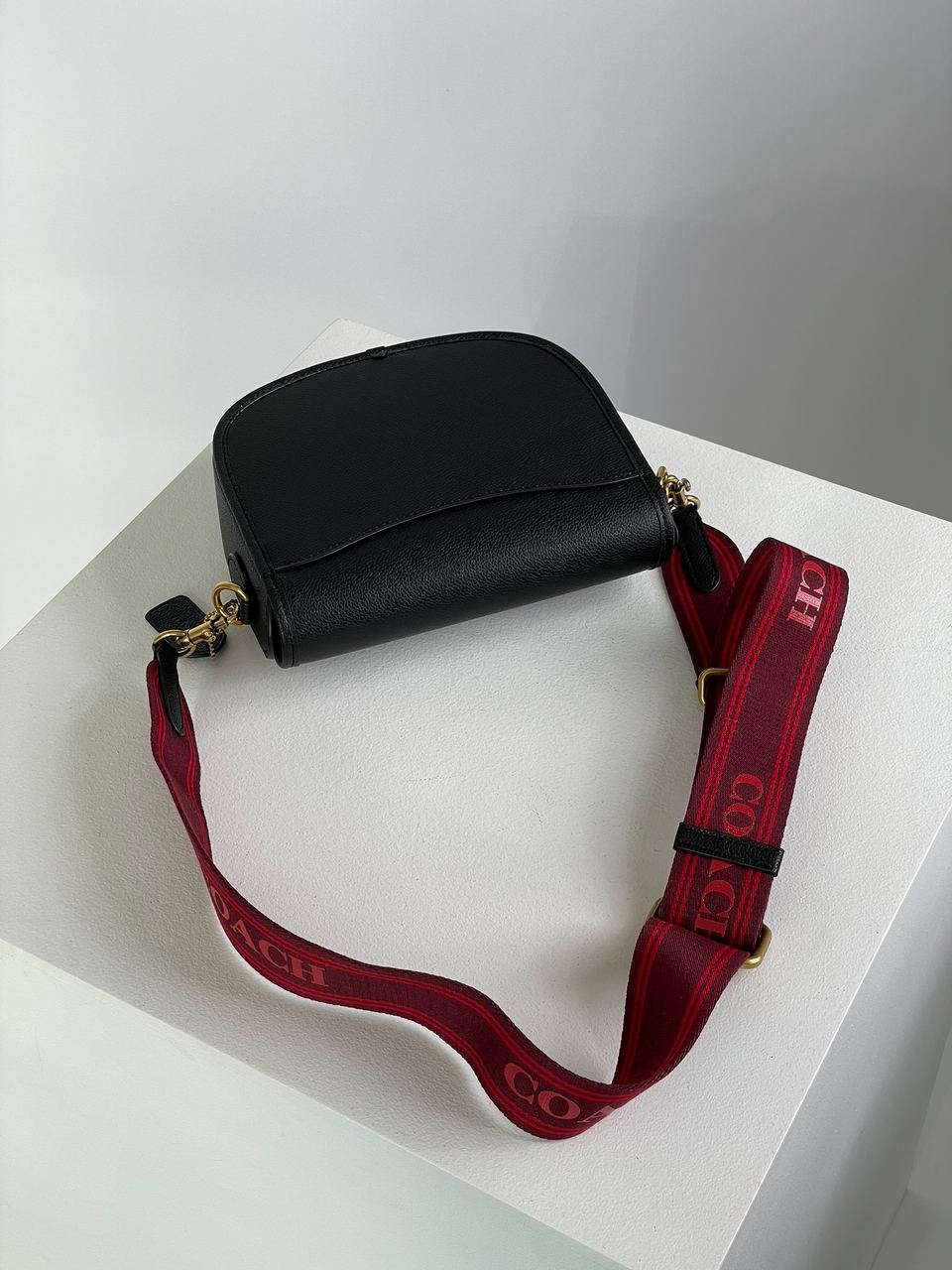 Coach Polished Pebble Willow Saddle Bag Black - 11