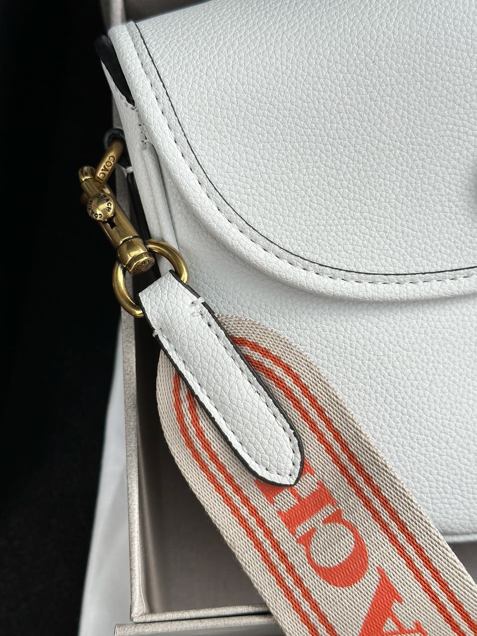Coach Polished Pebble Willow Saddle Bag White - 24