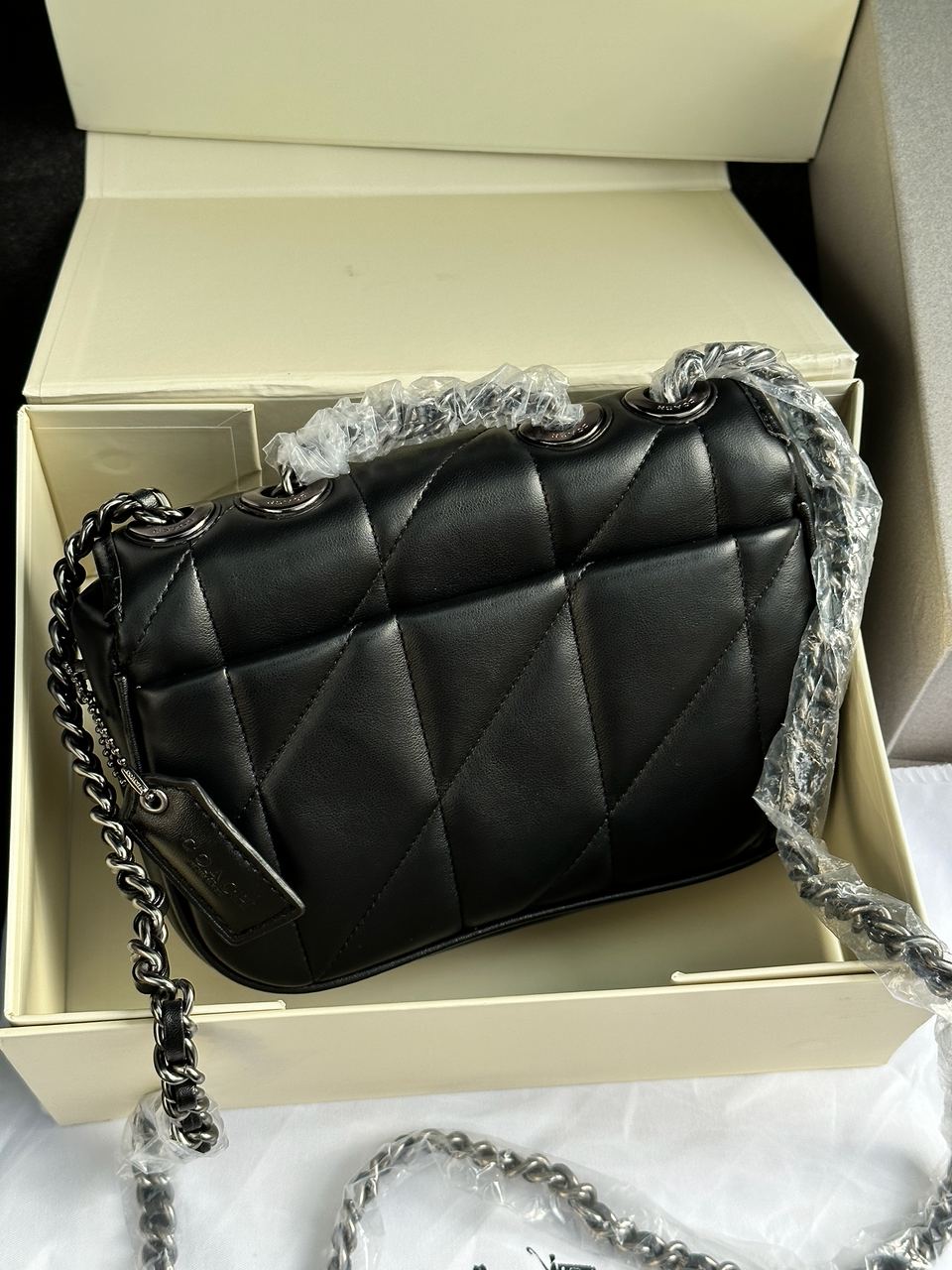 Coach Quilted Pillow Madison Shoulder Bag Black - 12