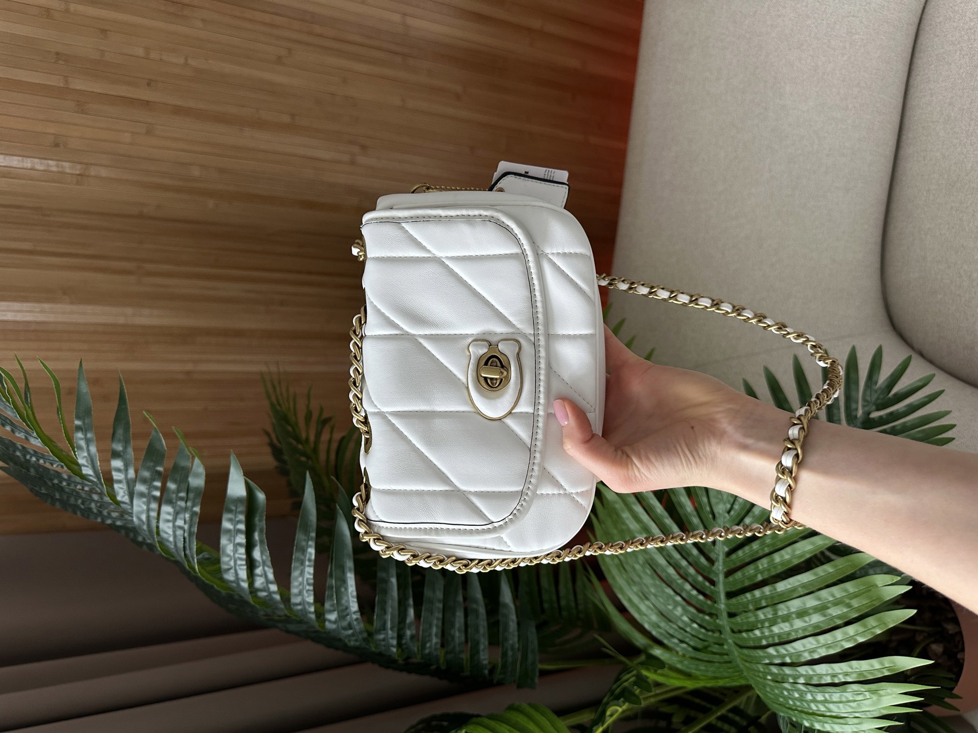 Coach Quilted Pillow Madison Shoulder Bag White - 10