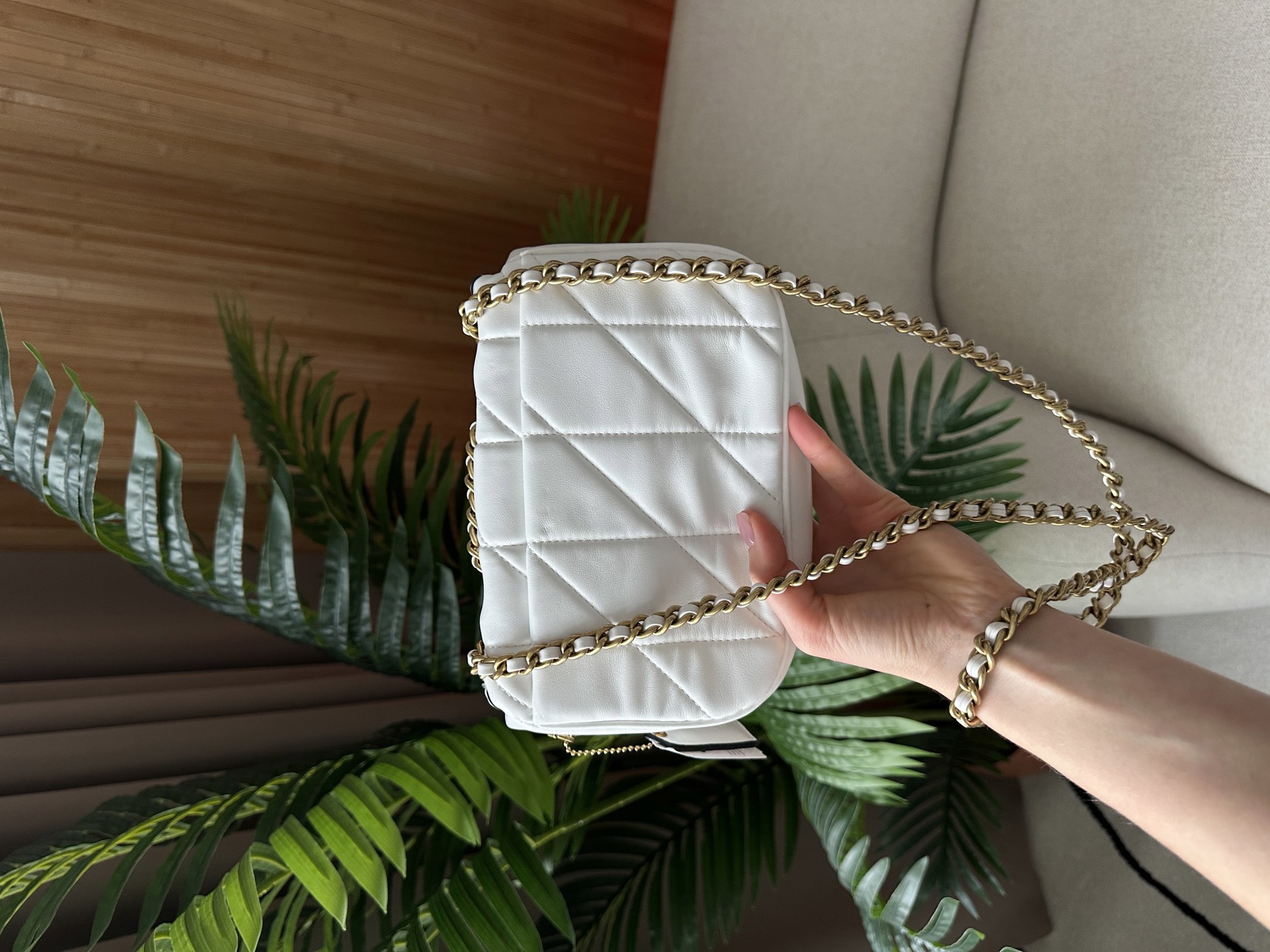 Coach Quilted Pillow Madison Shoulder Bag White - 13