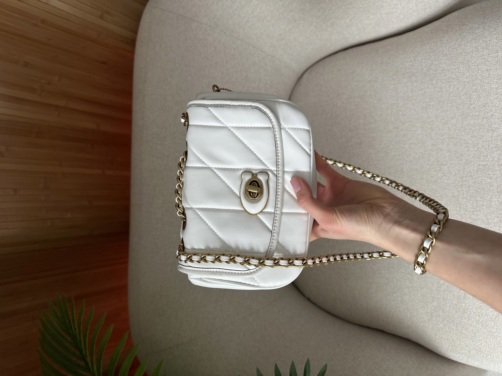 Coach Quilted Pillow Madison Shoulder Bag White - 7