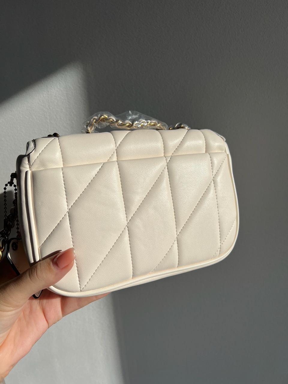 Coach Quilted Pillow Madison Shoulder Bag White - 15