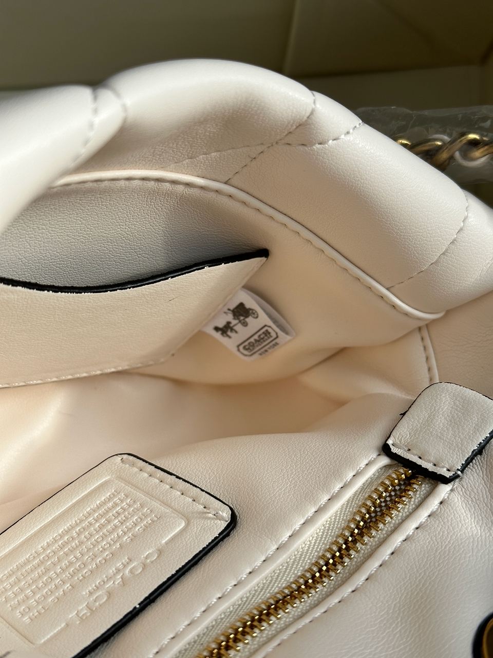 Coach Quilted Pillow Madison Shoulder Bag White - 32