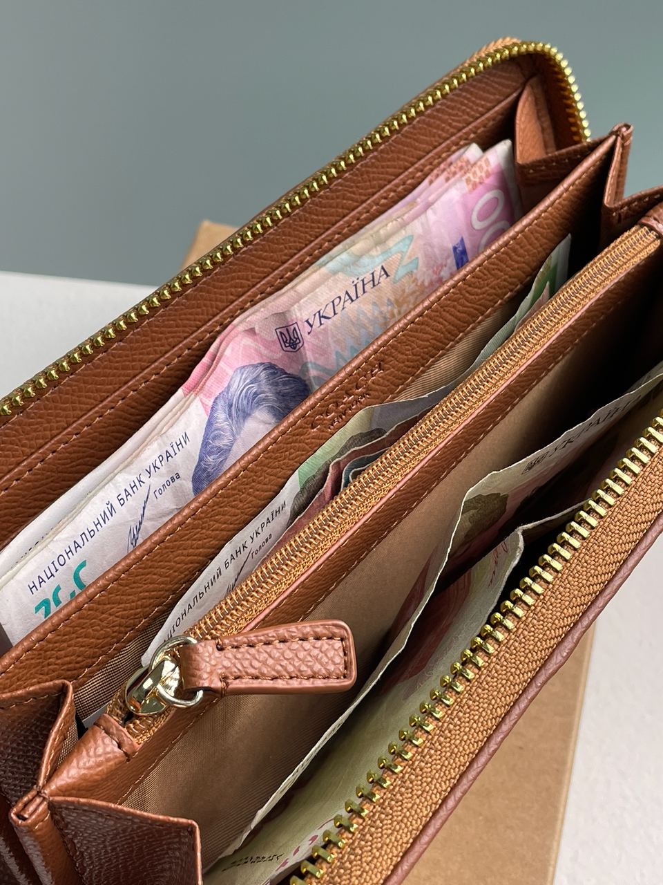 Coach Round Fastener Long Wallet Signature Ginger - 15