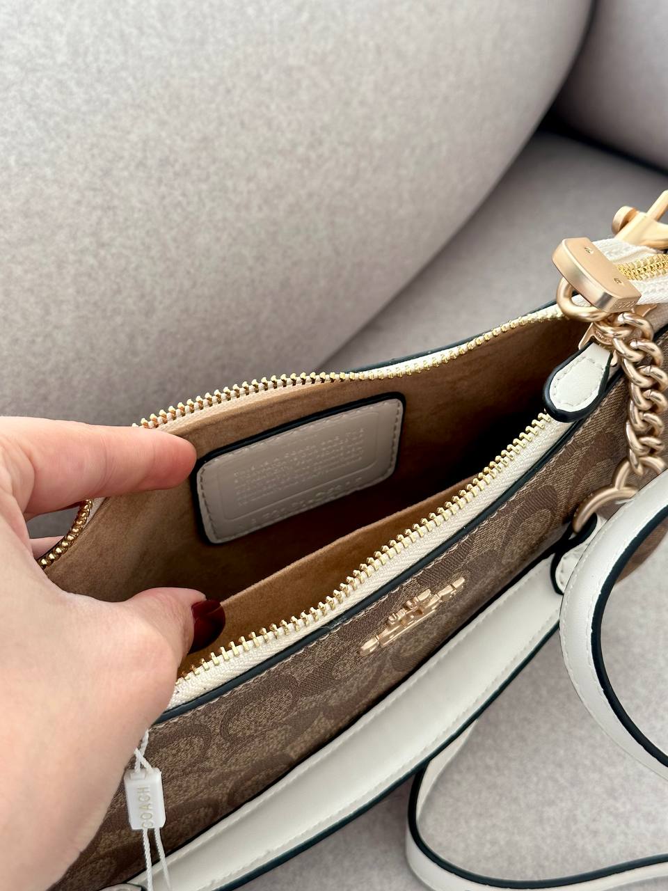 Coach Swinger 20 In Signature Canvas White/Gold - 4