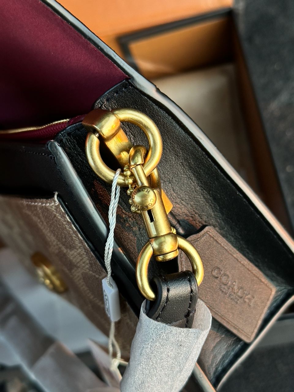 Coach Tabby Black/Beige Shoulder Bag In Signature Canvas - 6