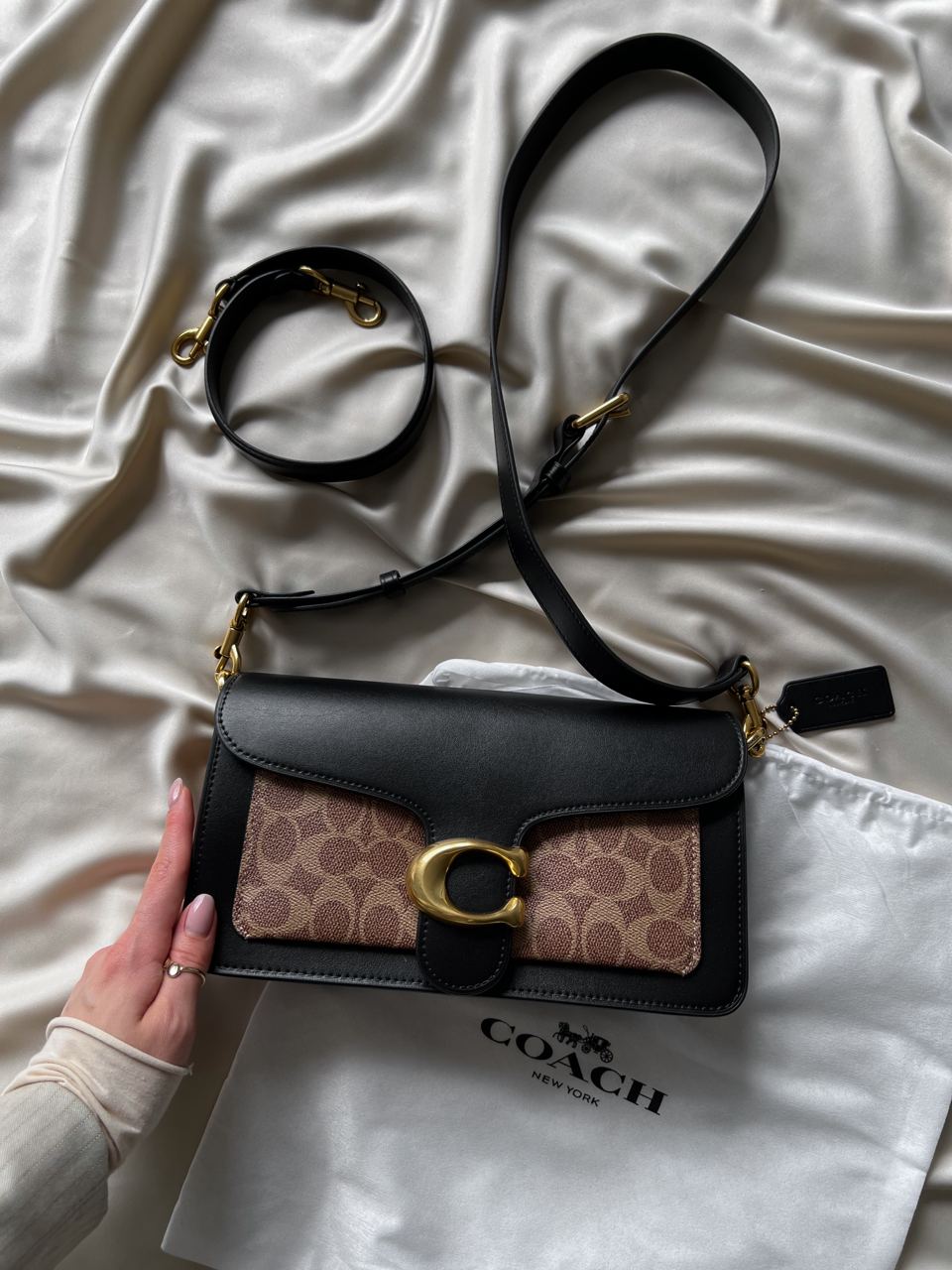 Coach Tabby Black/Beige Shoulder Bag In Signature Canvas - 3