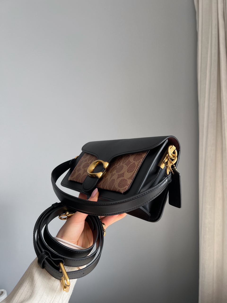 Coach Tabby Black/Beige Shoulder Bag In Signature Canvas - 8