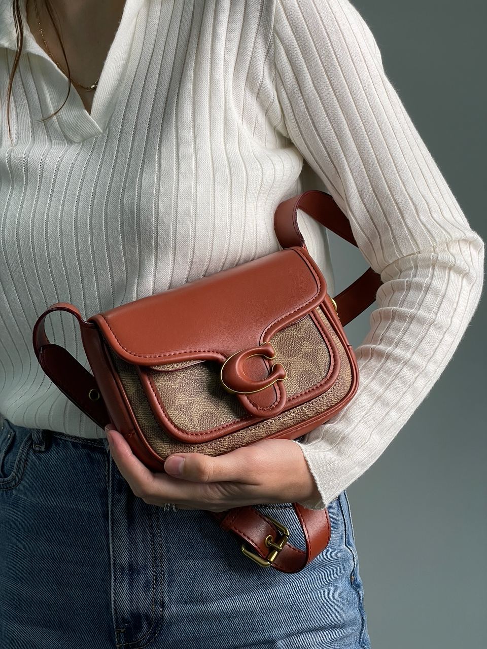 Coach Tabby Messenger In Signature Canvas - 7