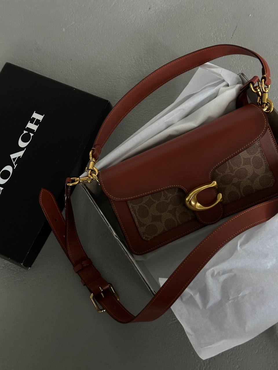 Coach Tabby Red/Beige Shoulder Bag In Signature Canvas - 3