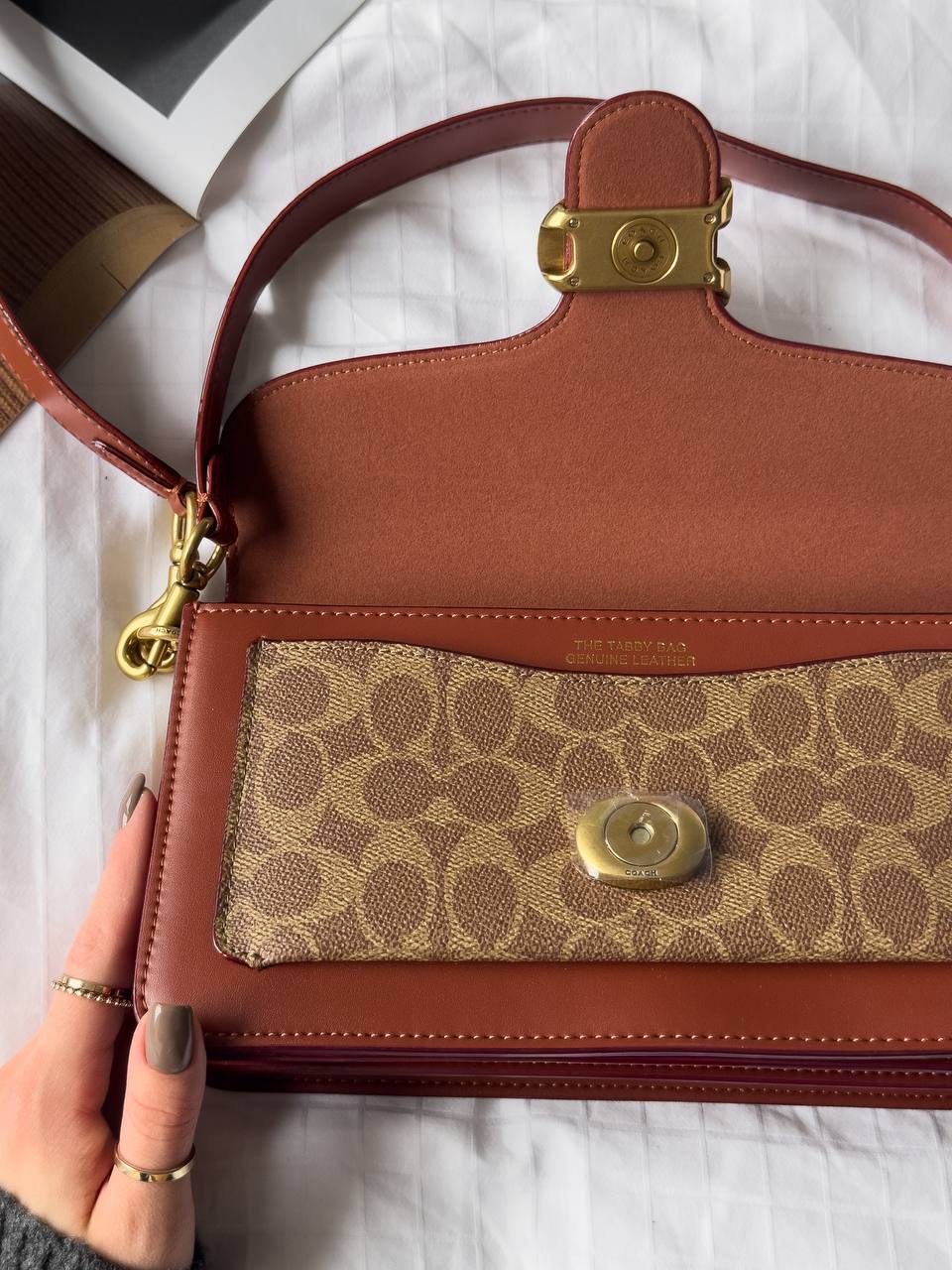 Coach Tabby Red/Beige Shoulder Bag In Signature Canvas - 18