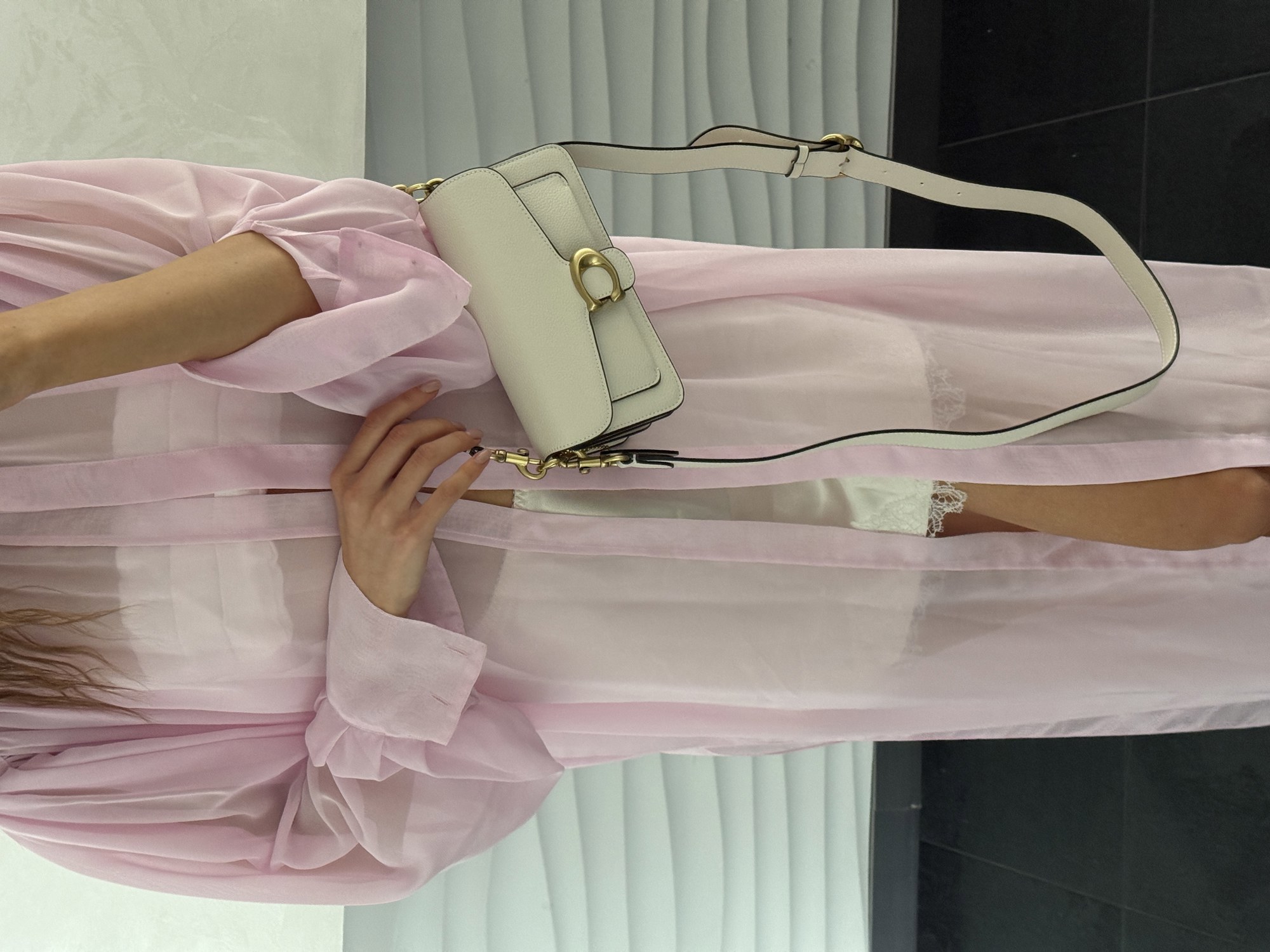 Coach Tabby Shoulder Bag 20 Brass/Chalk [крафтова коробка] - 5