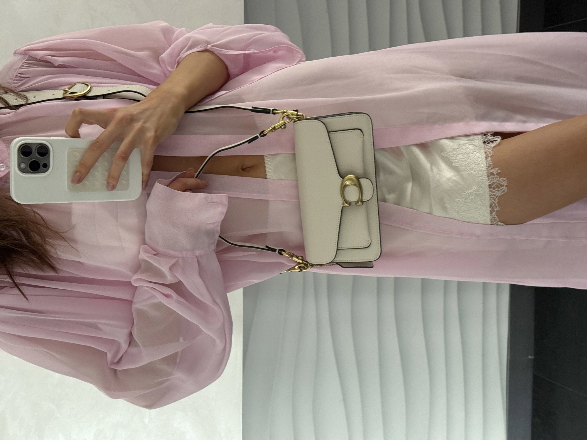 Coach Tabby Shoulder Bag 20 Brass/Chalk [крафтова коробка] - 3