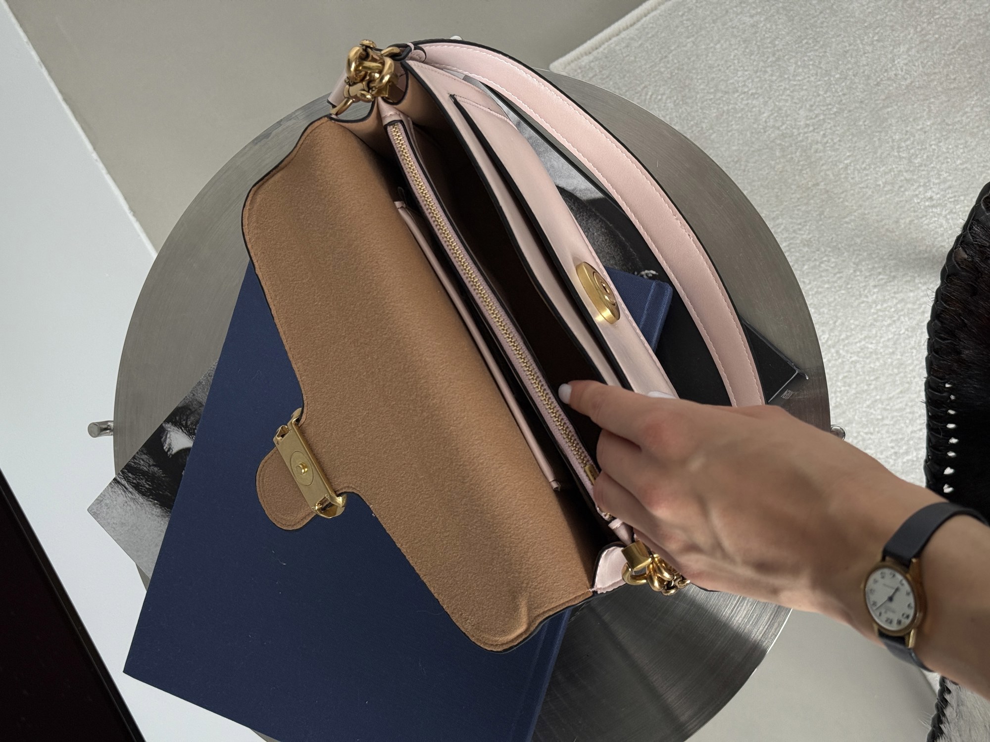 Coach Tabby Shoulder Bag 26 Pink/Gold (магнітна коробка) - 9