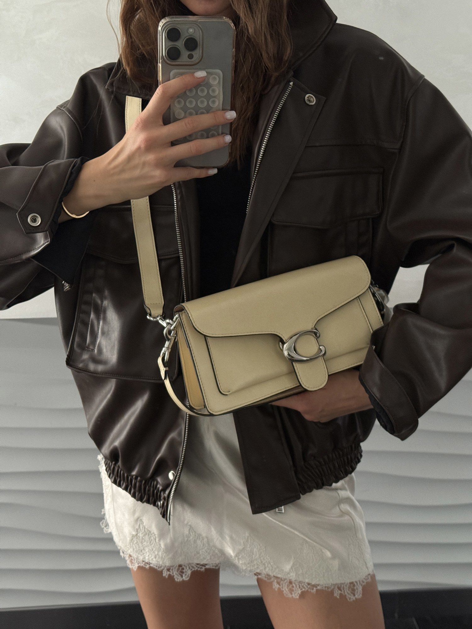 Coach Tabby Shoulder Bag 26 Yellow/Silver (магнітна коробка) - 5