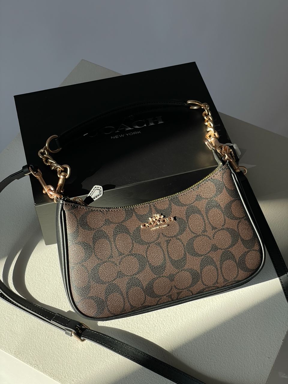 Coach Teri Shoulder Bag In Signature Canvas - 3