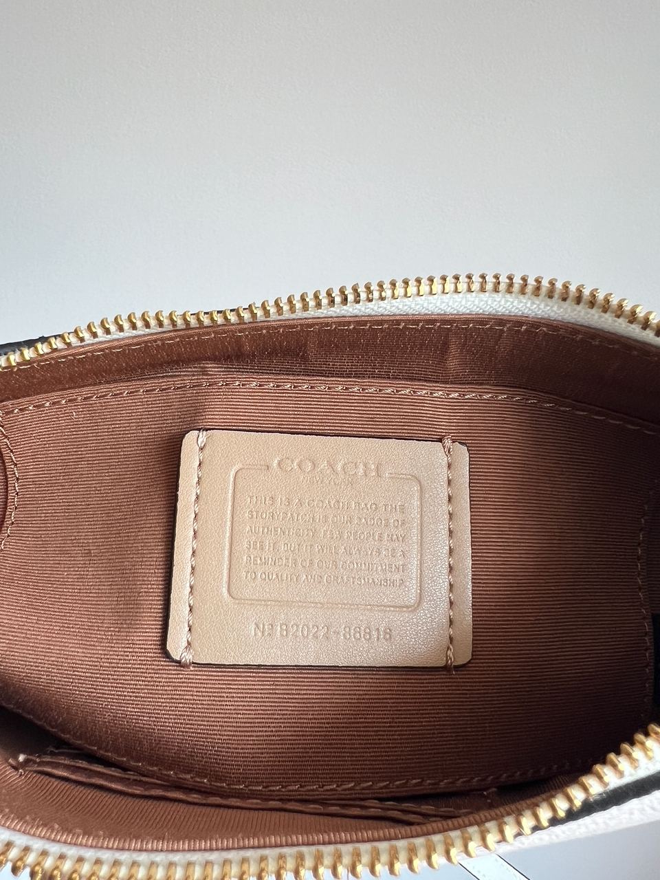 Coach Teri White Shoulder Bag In Signature Canvas - 10
