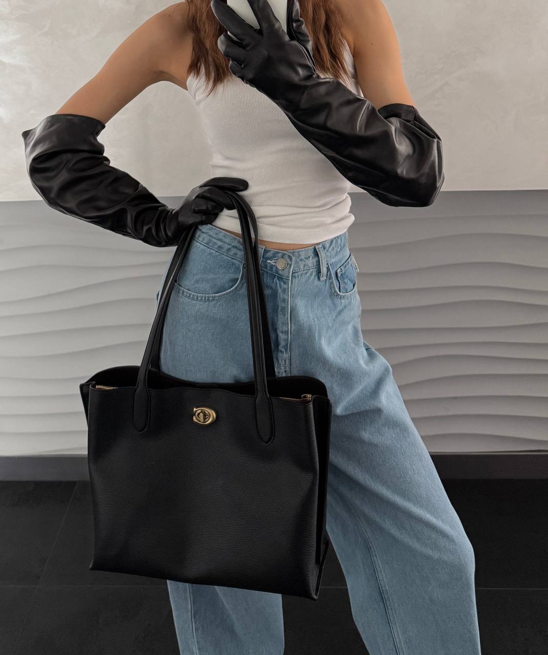 Coach Willow Tote Black