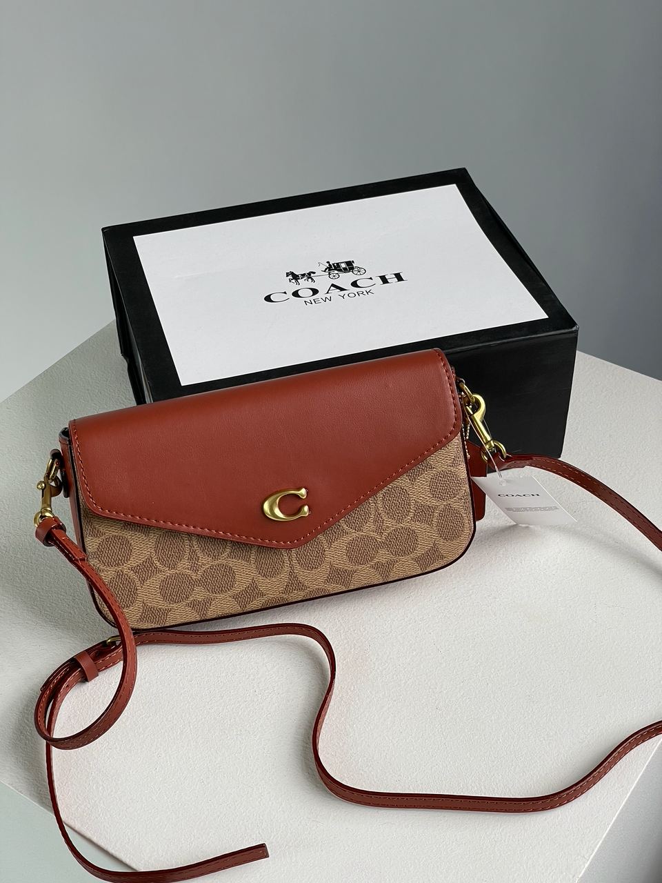 Coach Women's Wyn Cross Body Bag - 3