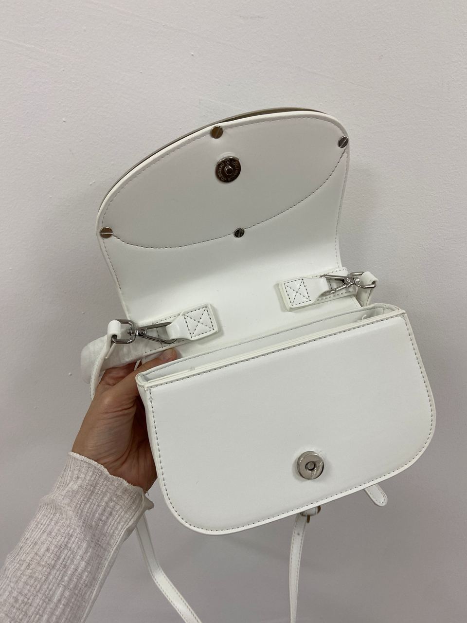 DIESEL 1DR Iconic Shoulder Bag White - 14