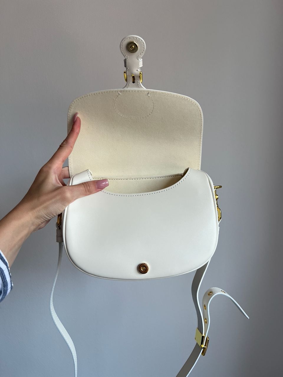 Dior Bobby Bag Cream Smooth Skin - 9