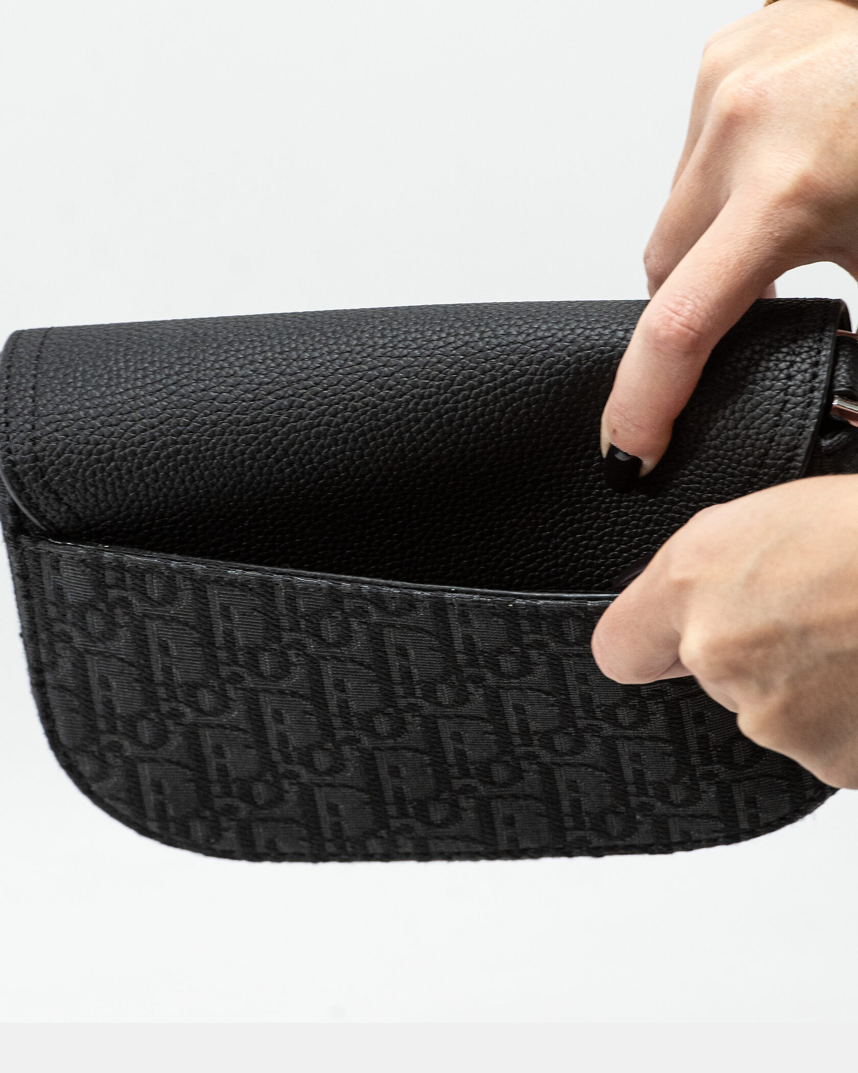 Dior Bobby Small Bag in Black Oblique Jacquard - 12