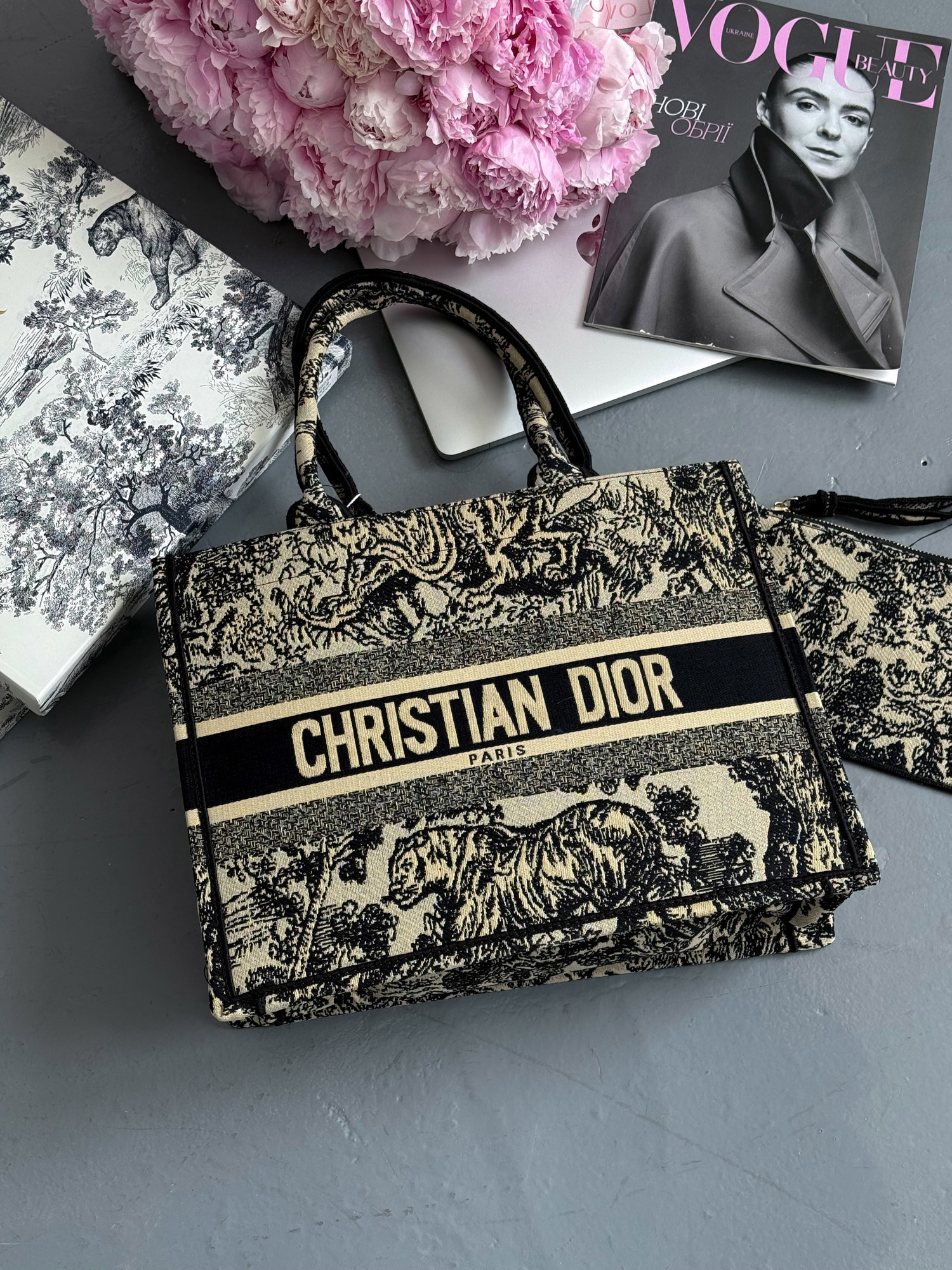 Dior Book Tote Ecru and Blue Dior Oblique Embroidery [оригінальн - 2