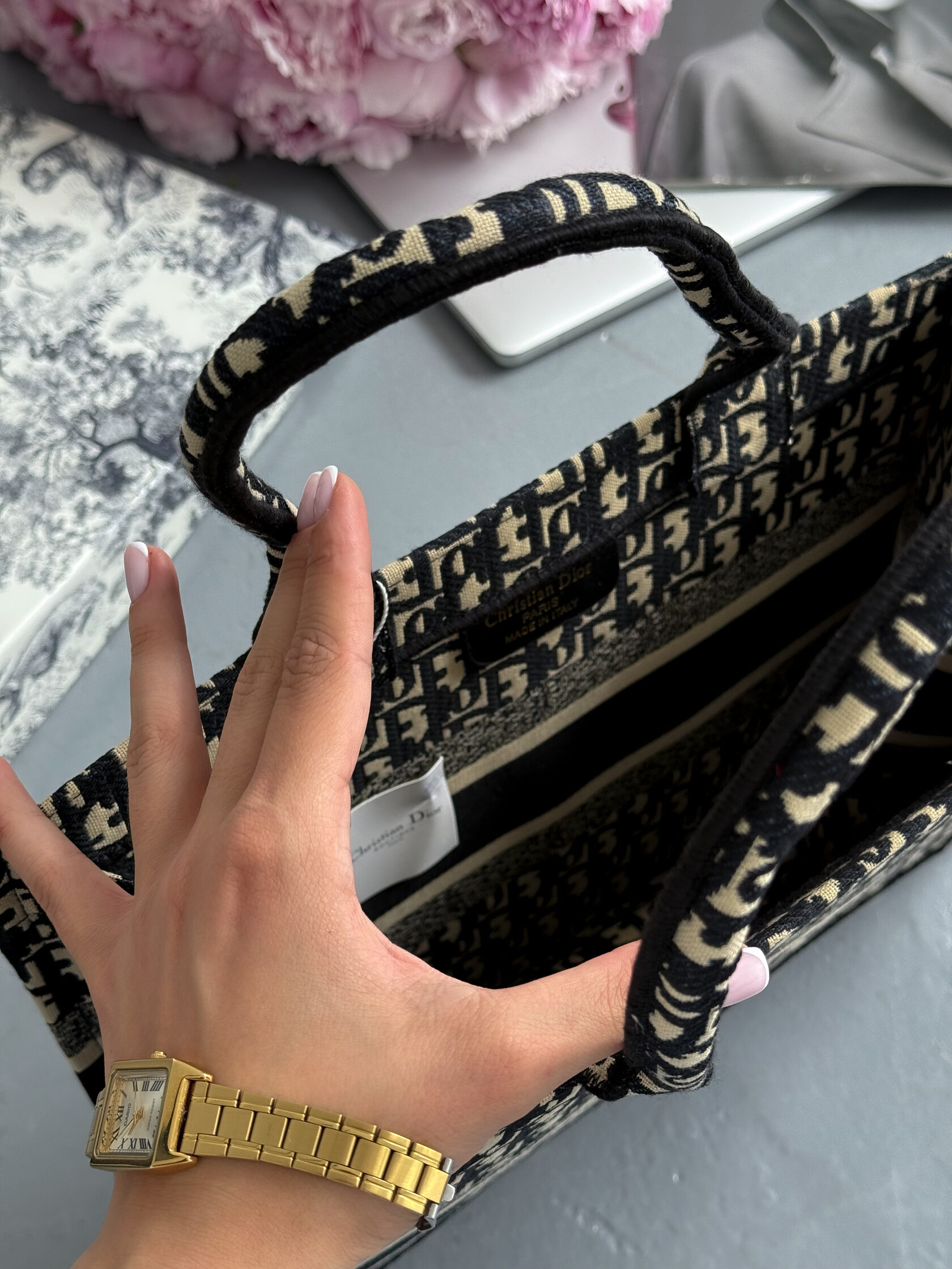 Dior Large Book Tote Ecru and Blue Dior Oblique Embroidery - 10