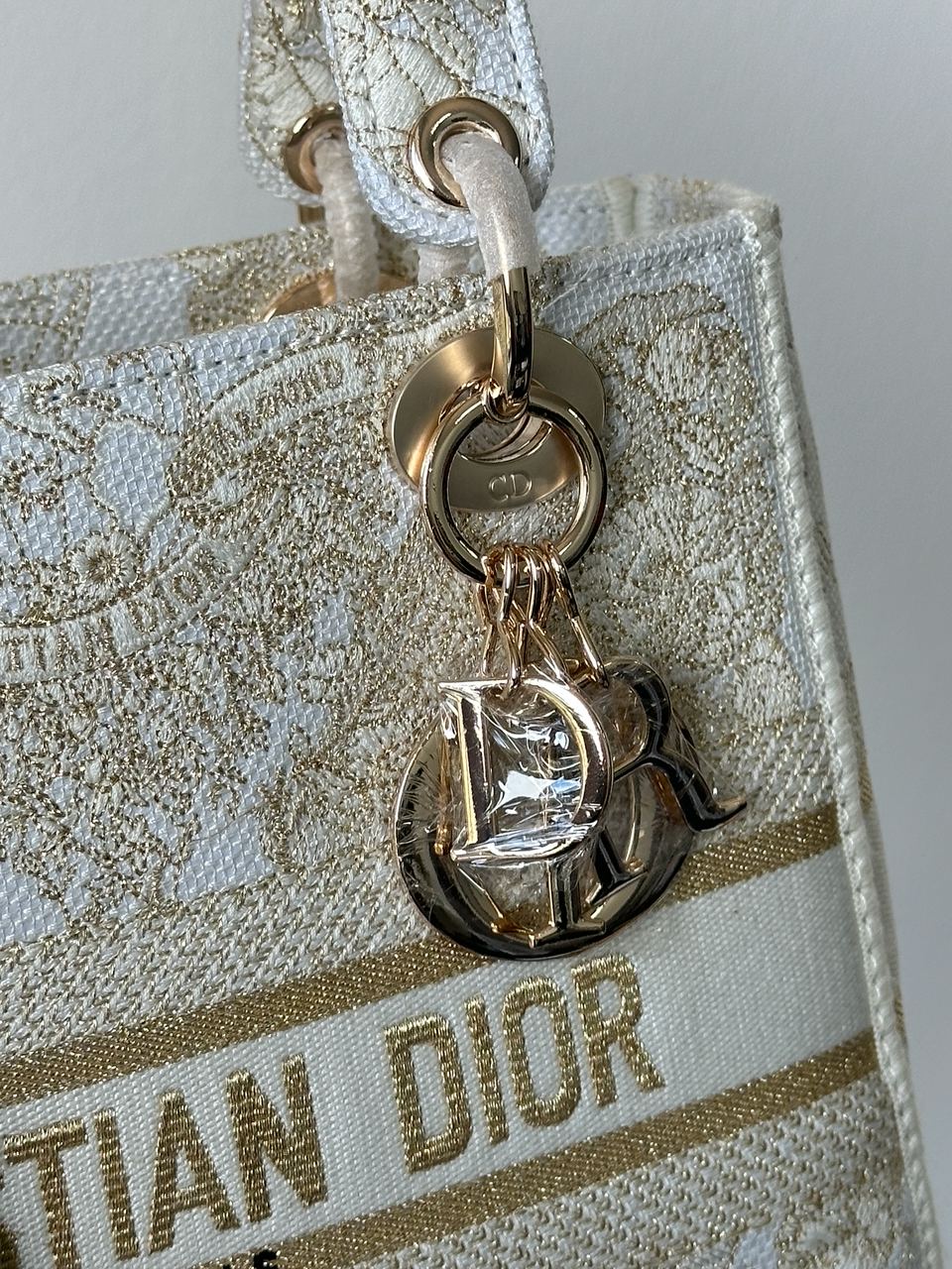 Dior Medium Lady D-Lite Bag Toile de Jouy Embroidery - 4