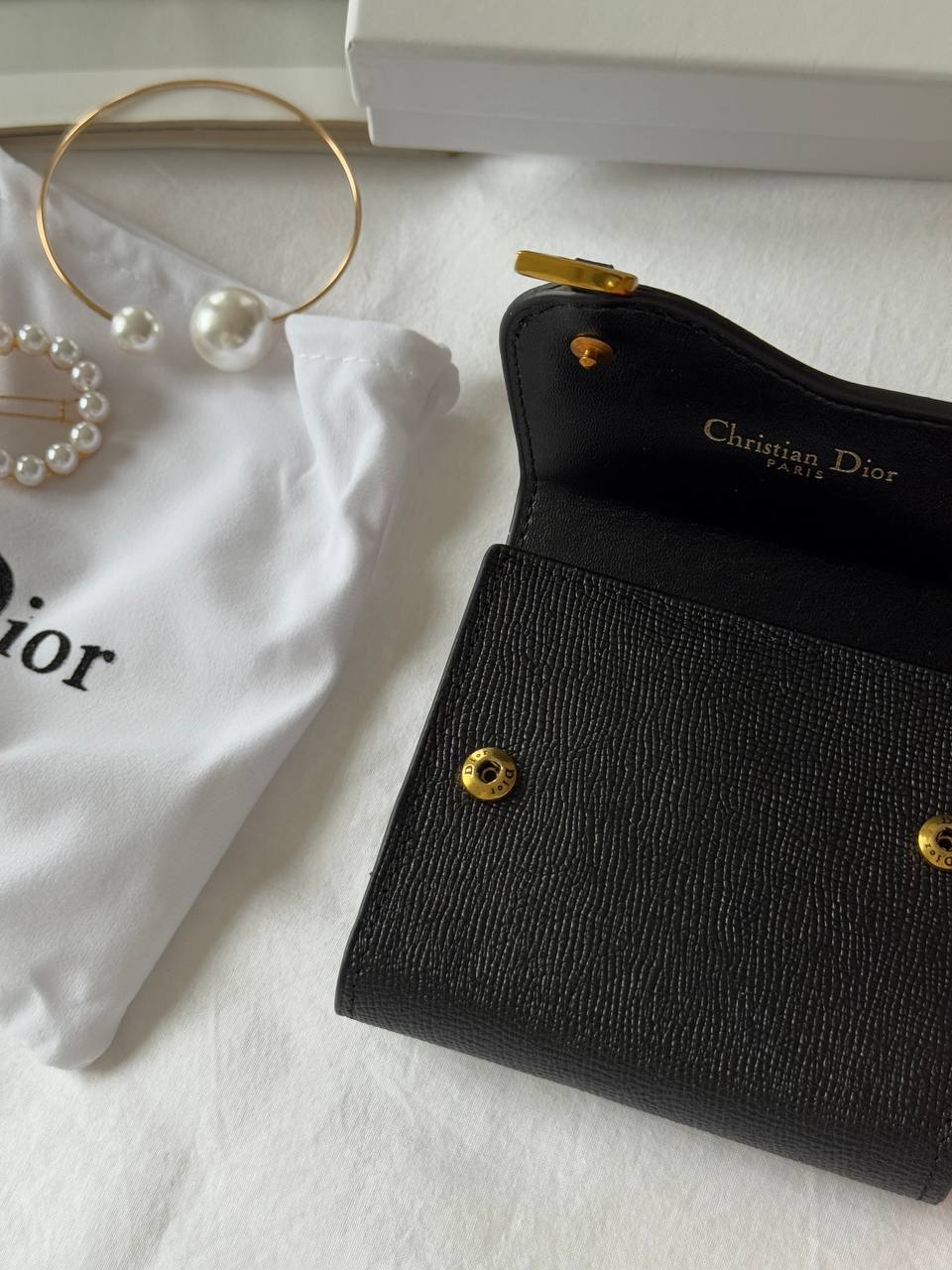 Dior Saddle Bloom card holder in black grained calfskin - 12