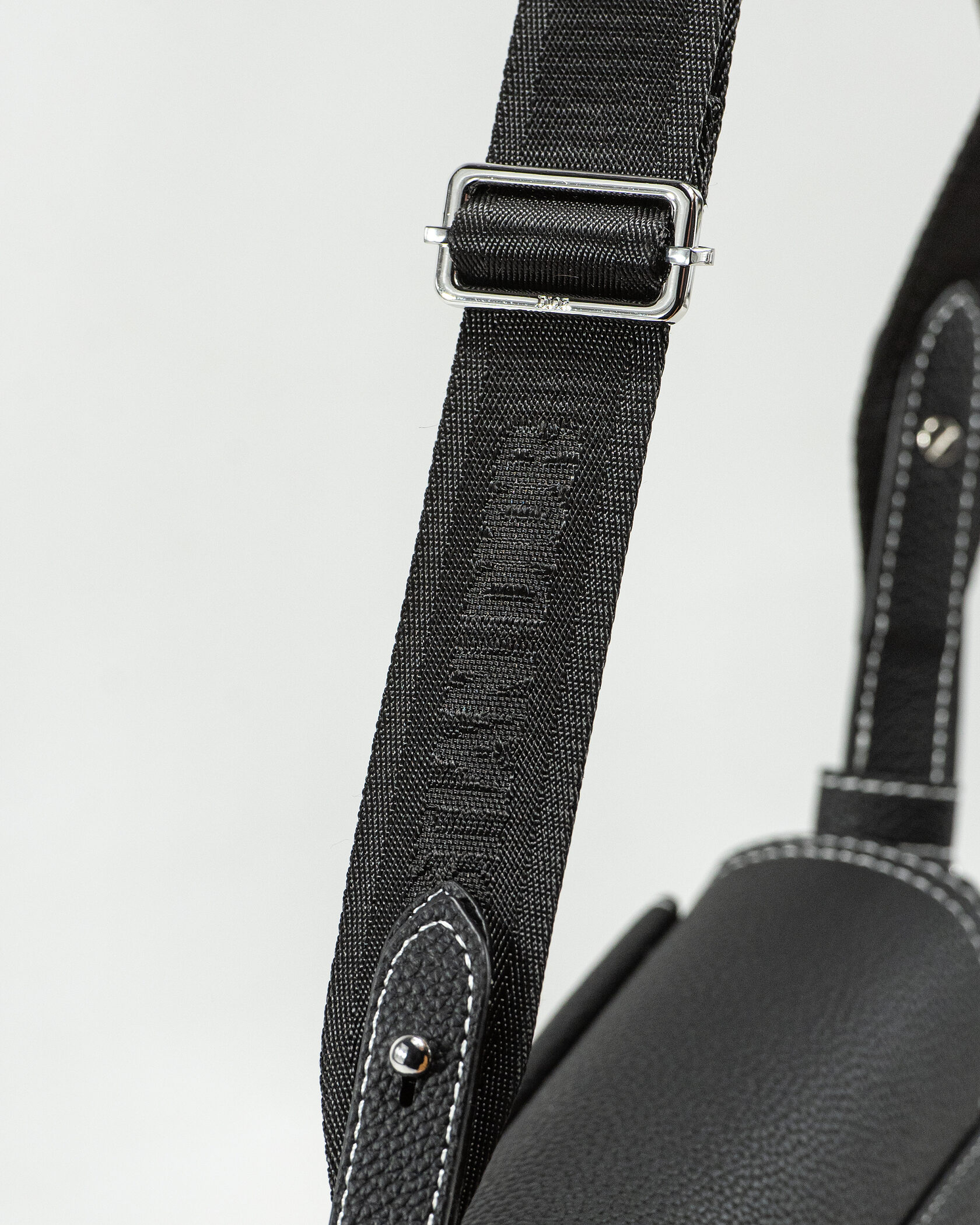 Dior Saddle Messenger Bag in Black Grained Calfskin - 13