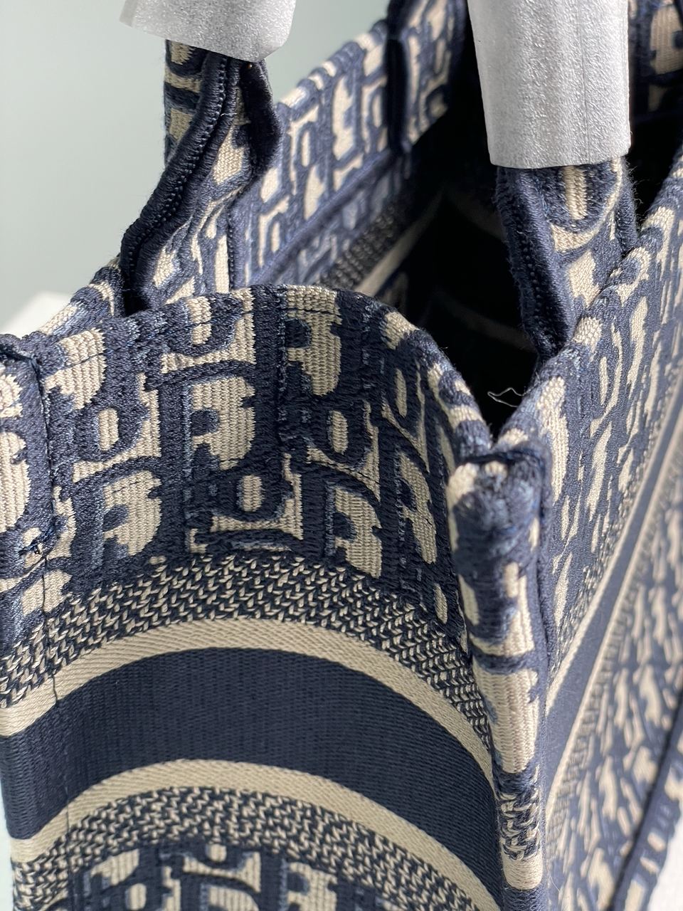 Dior Small Book Tote Ecru and Blue Dior Oblique Embroidery - 12