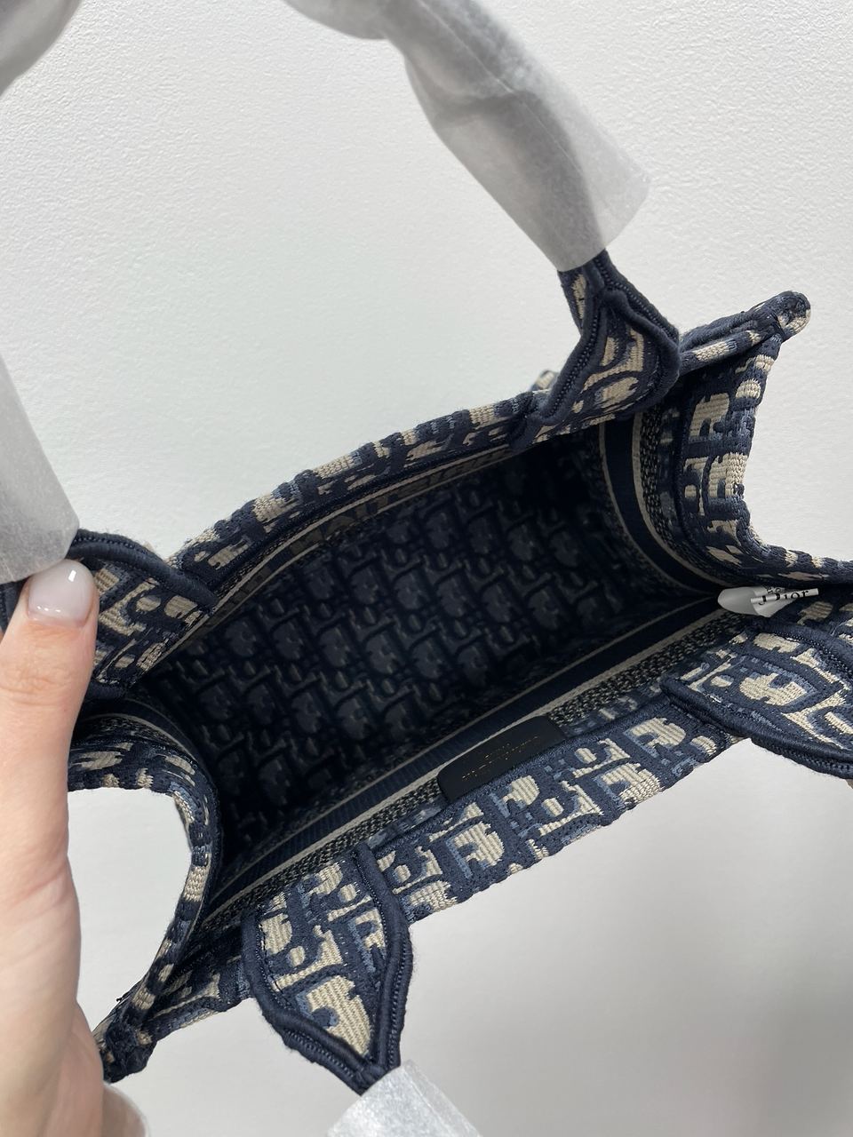 Dior Small Book Tote Ecru and Blue Dior Oblique Embroidery - 14