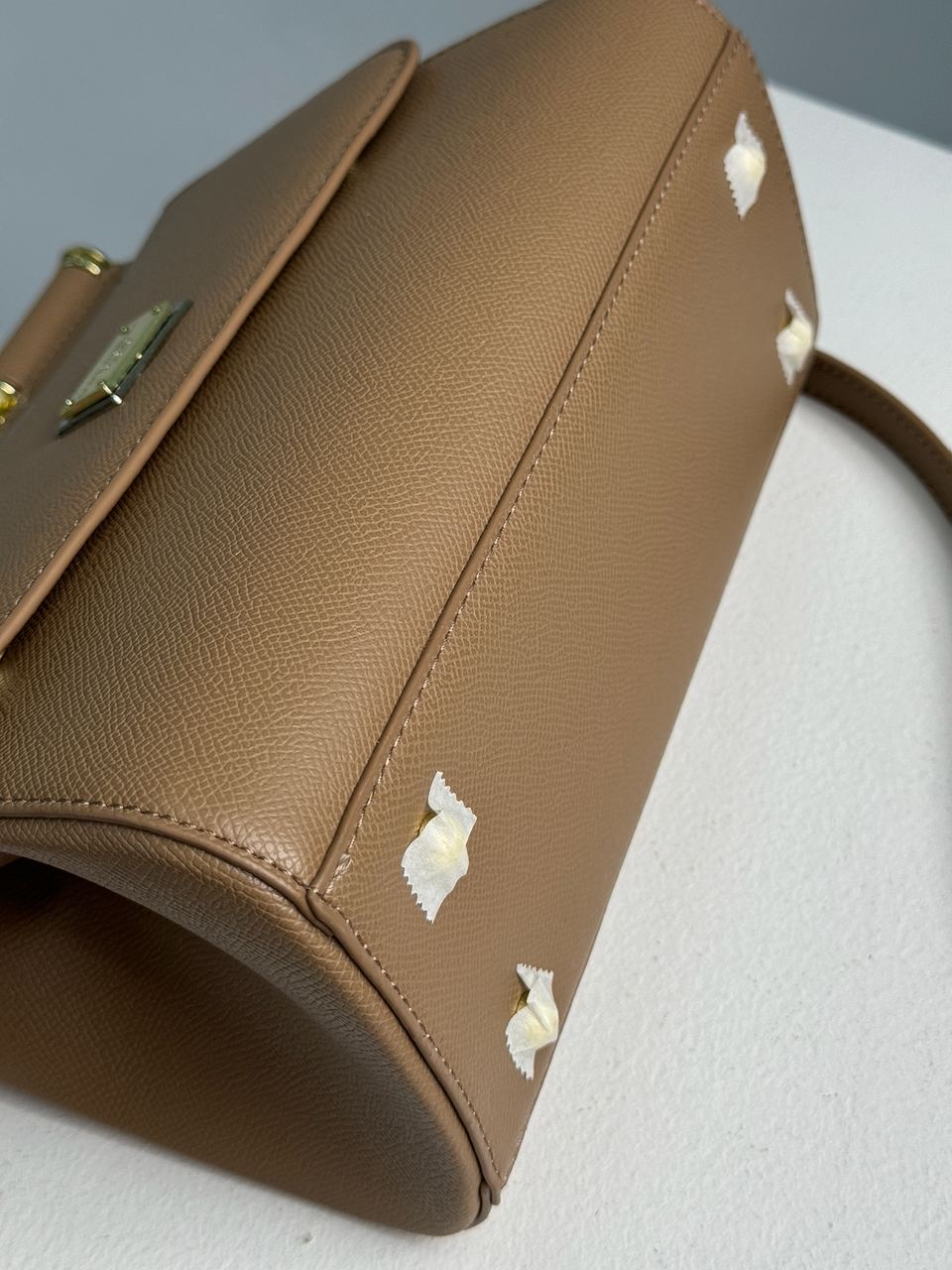 Dolce&amp;Gabbana Sicily Medium Elongated Beige - 27