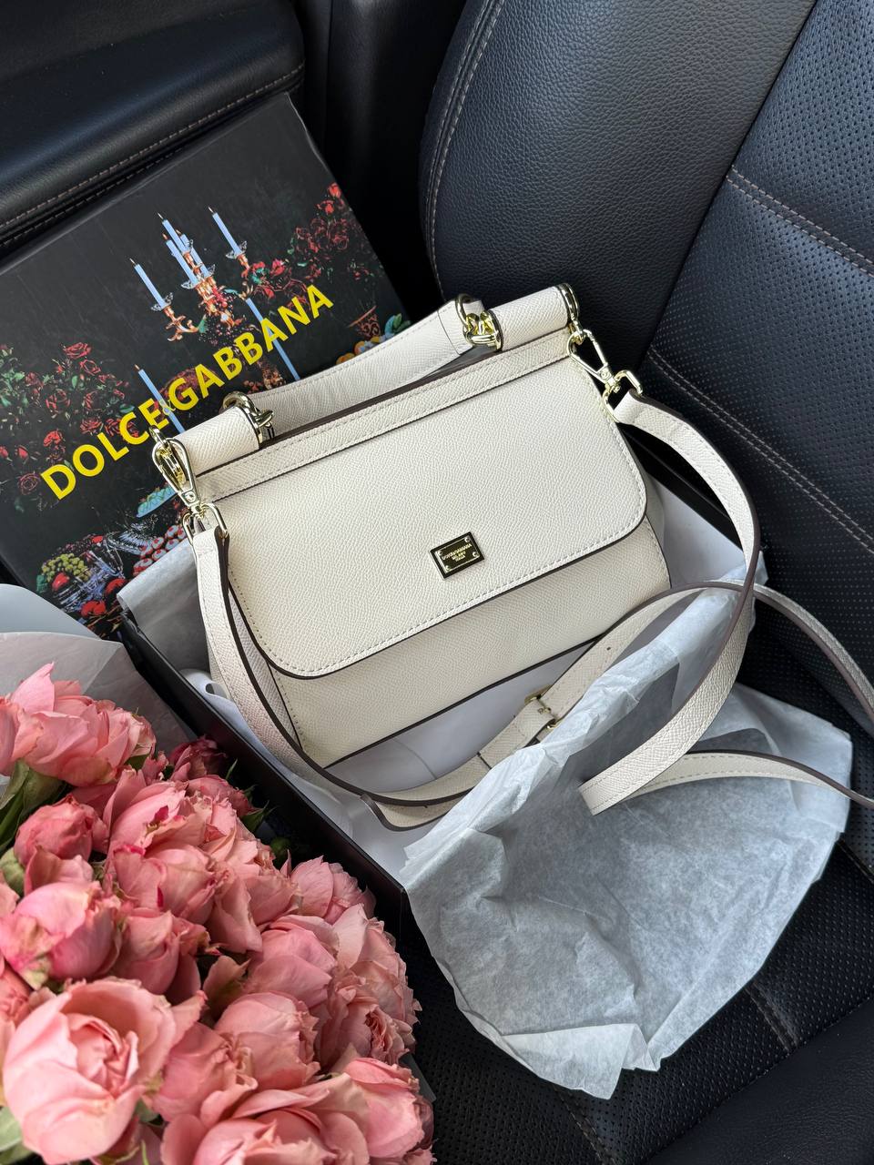 Dolce &amp; Gabbana Sicily Mini Textured-Leather Shoulder Bag in White - 4