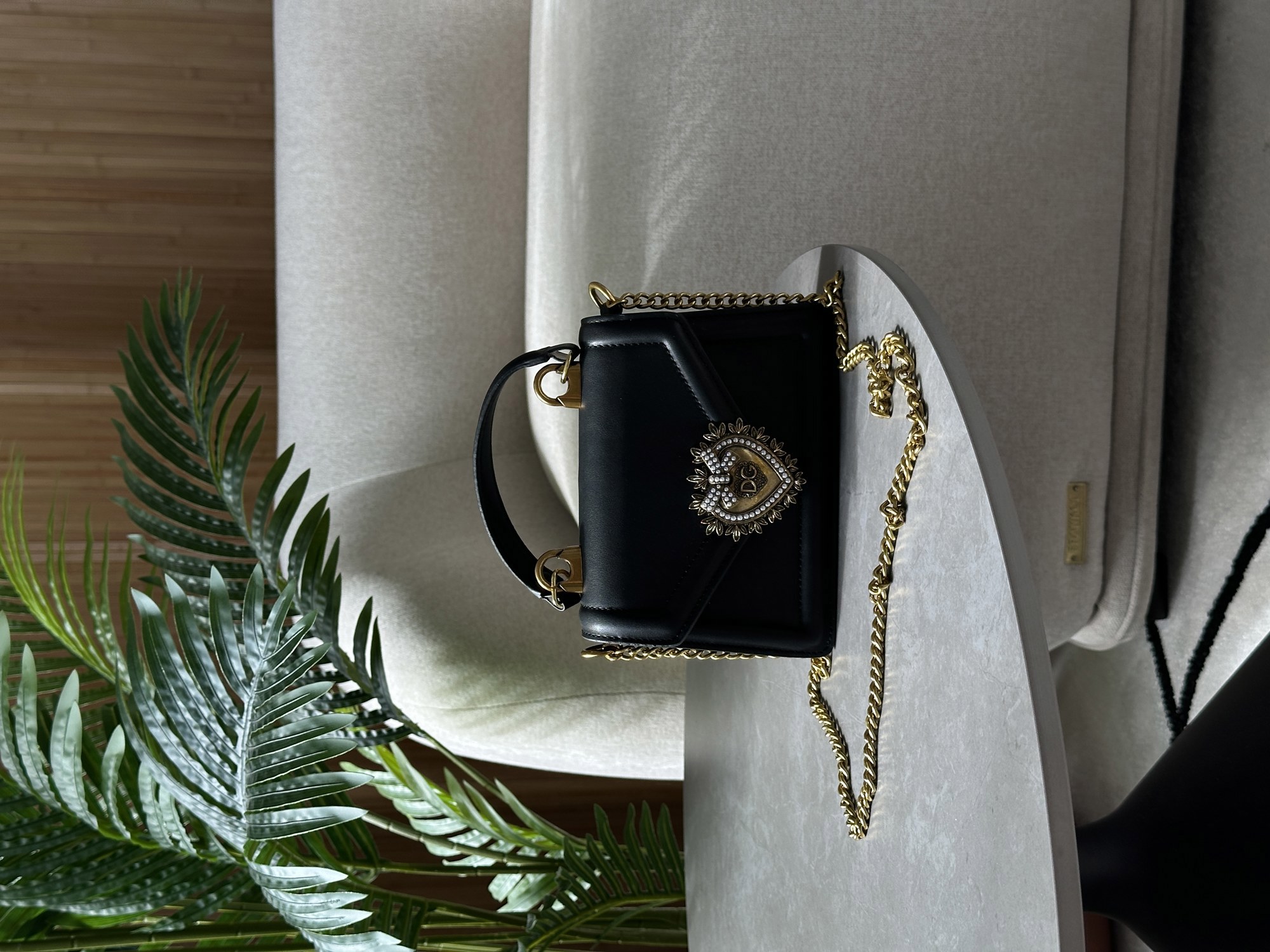 Dolce&Gabbana Small Smooth Calfskin Devotion Bag Black - 10