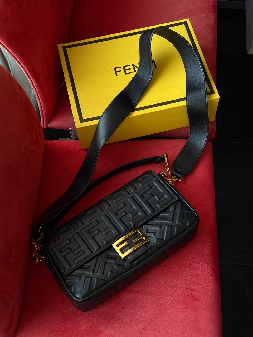 Fendi Baguette Black Leather Bag - 3
