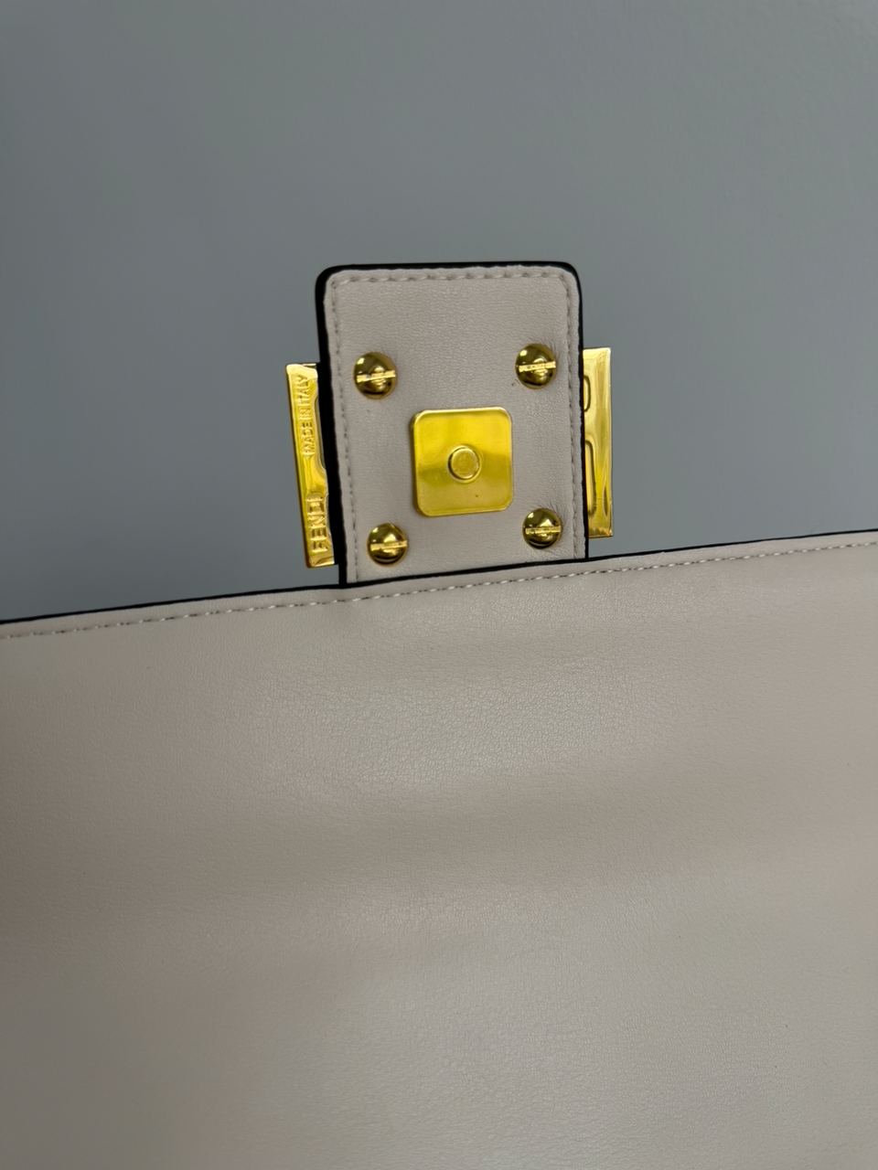 Fendi Baguette Cream Leather Bag - 22