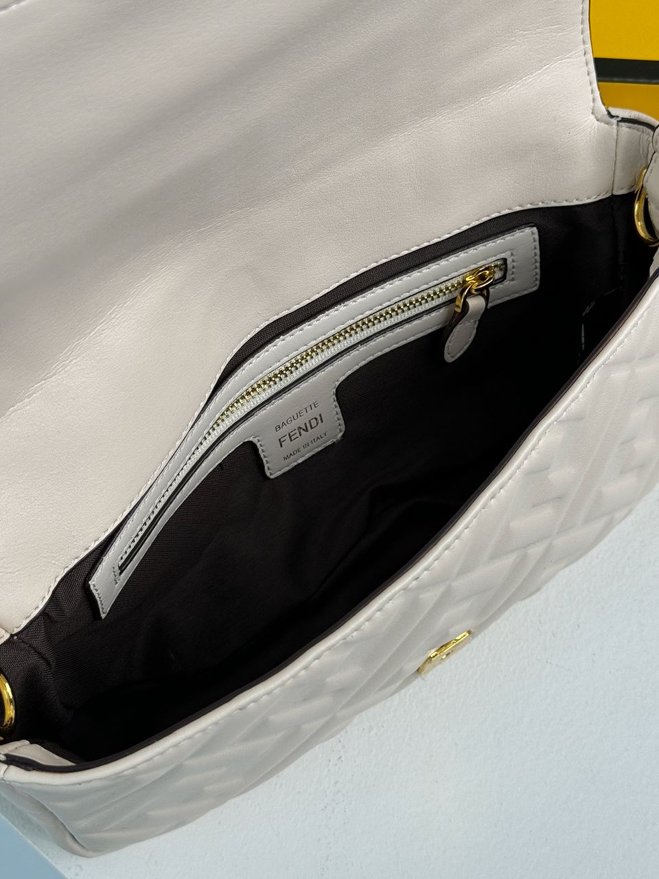 Fendi Baguette Cream Leather Bag - 26