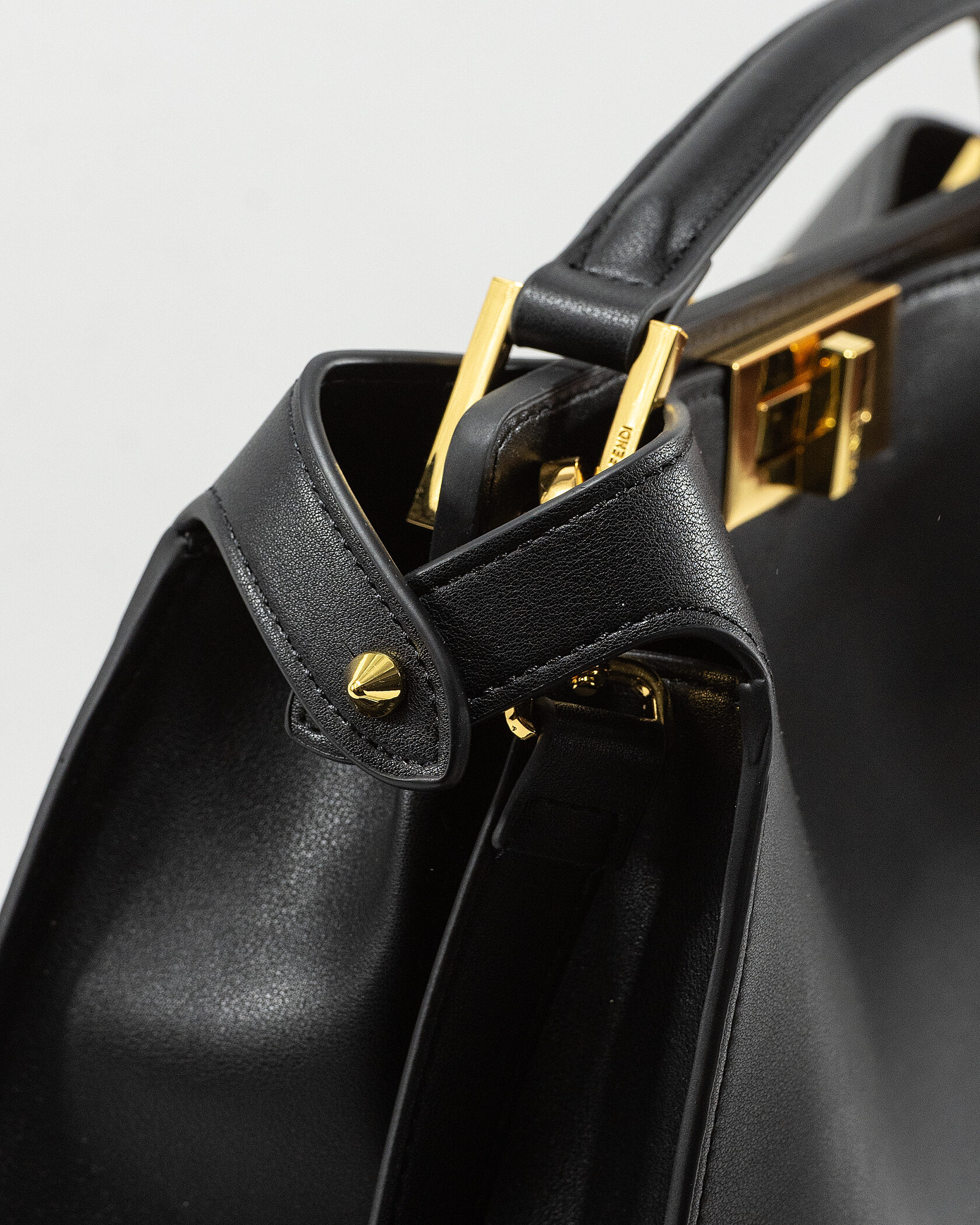 Fendi Black Leather Large Iconic Essentially Peekaboo Top Hand - 8